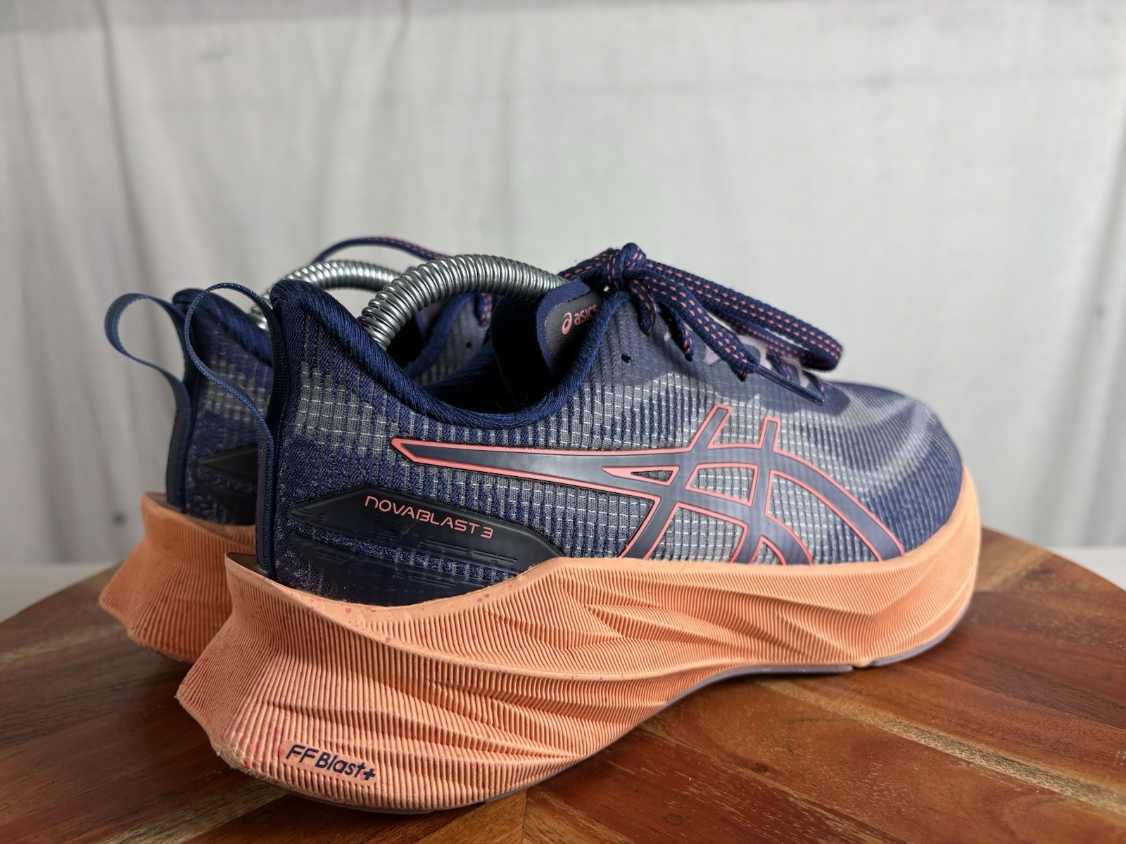 ASICS Novablast 3 Le Indigo Blue 1012B410 Women’s Size 7