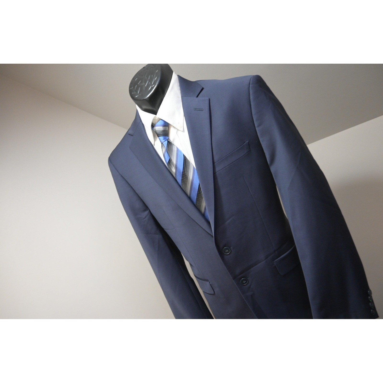 Calvin Klein 2-Piece Suit Men Size 40R Pants 33×30 Blue Slim Fit Stretch EUC