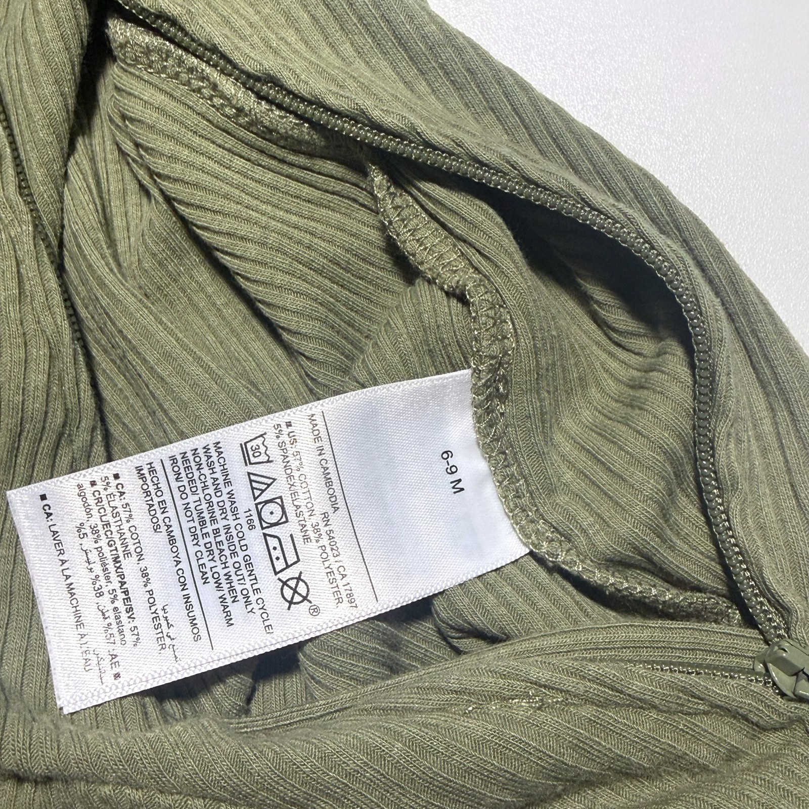 Old Navy Baby Ribbed Footed Sleeper Pajamas 2-Way Zip 6-9M Lot of 2