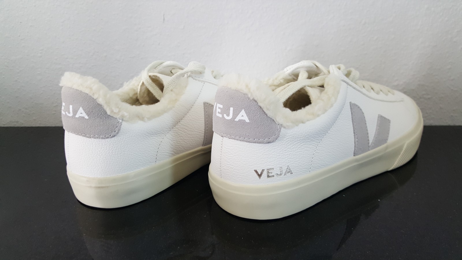 VEJA Campo V12 Unisex Fleece Lined SNEAKERS White Off/ Natural Size W9 /M7