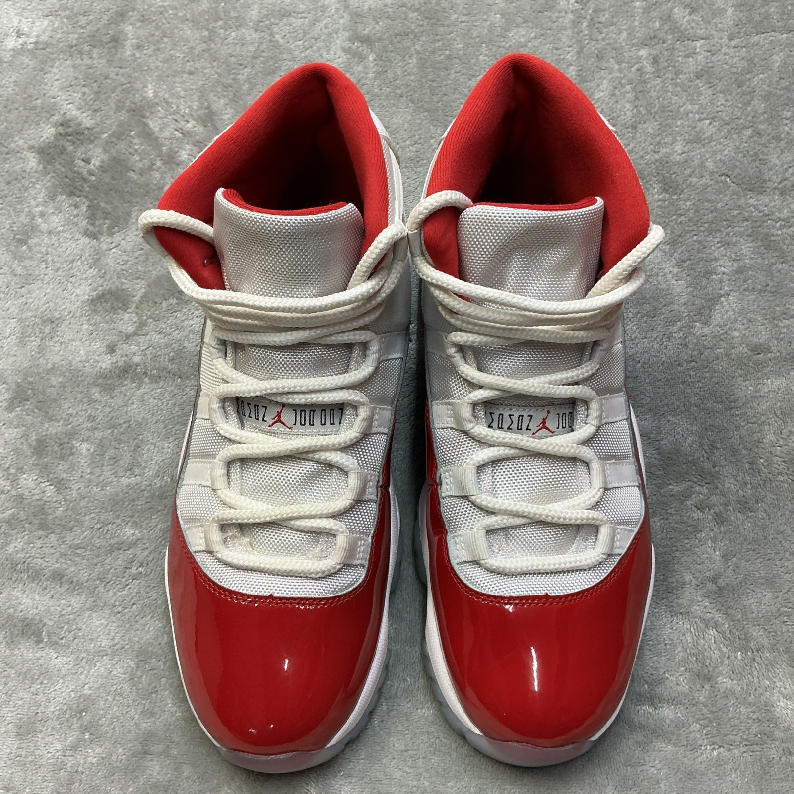 Air Jordan 11 Cherry 2022 Size 9 Mens Red/White paten leather CT8012 116