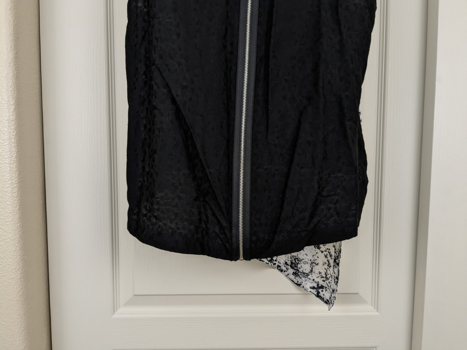 New Robert Rodriguez Sleeveless Silk Blend Blouse Asymmetrical White Black Sz 2