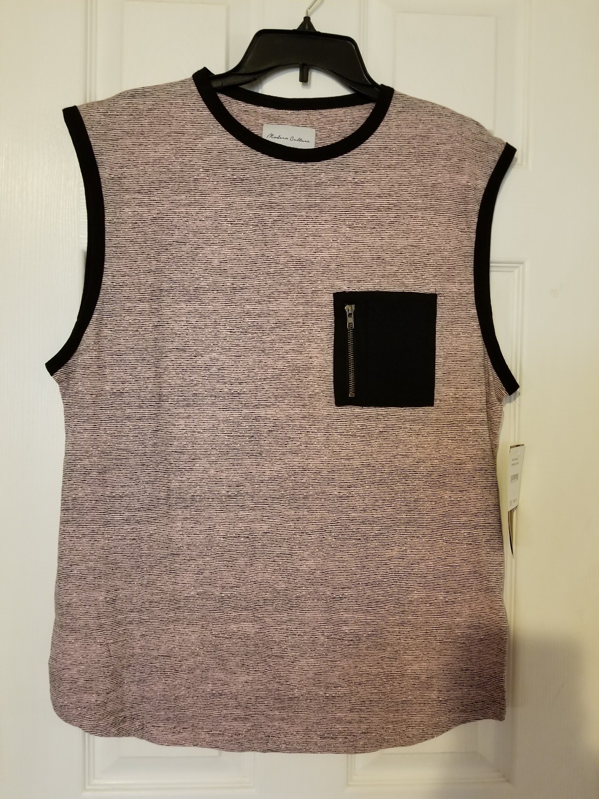 Modern Culture Men’s Sleeveless Shirt Tank Casual Bubble Gum Color Surf Size M