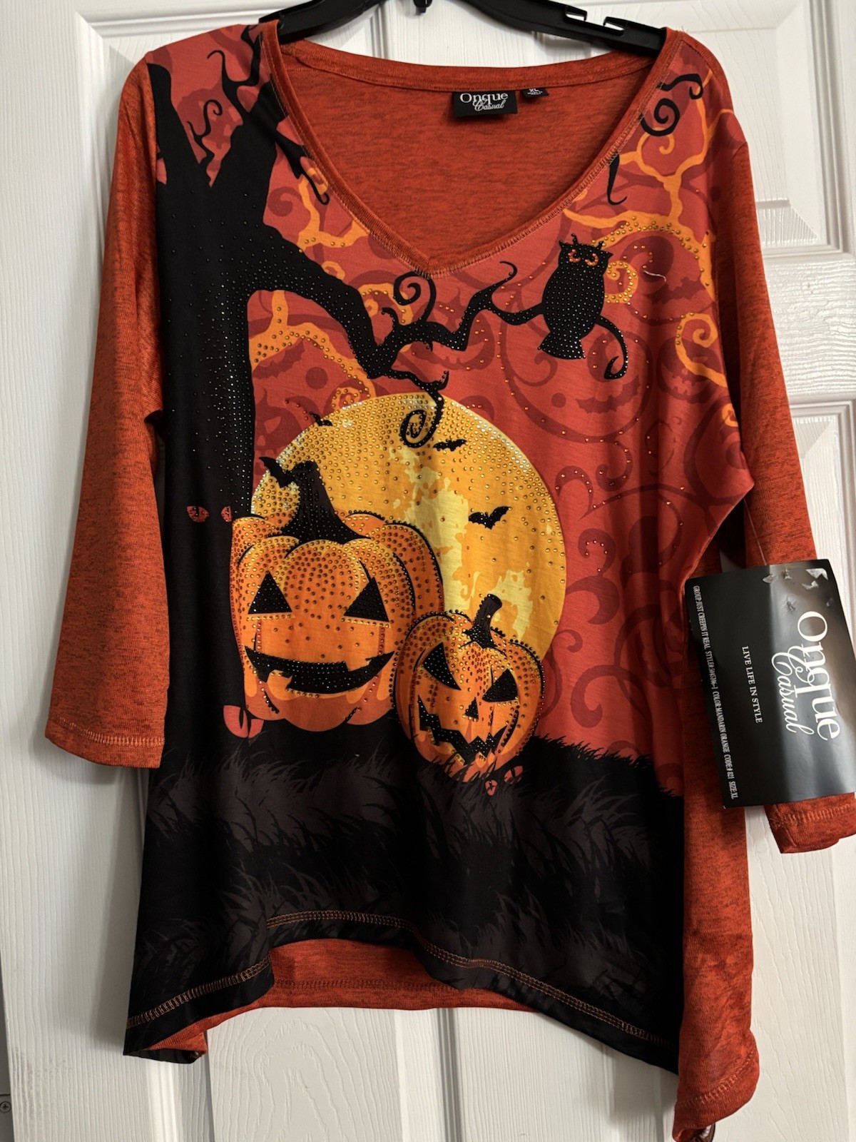 NWT-Casual Jack O Lantern Pumpkin Top with Sparkles Halloween Shirt L/XL
