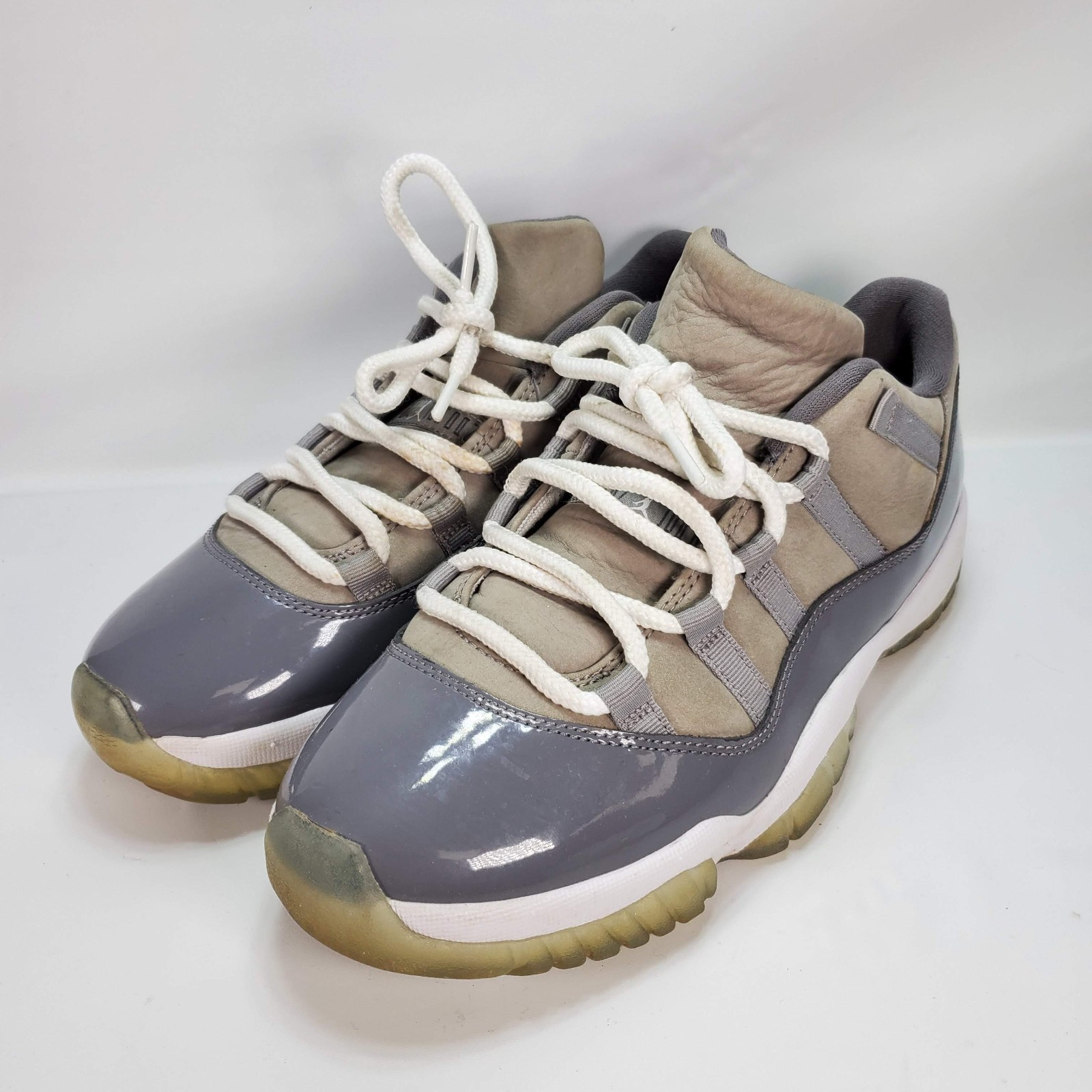 Air Jordan 11 XI Retro Low Cool Grey 2021 Size 8.5 NO BOX Authentic White