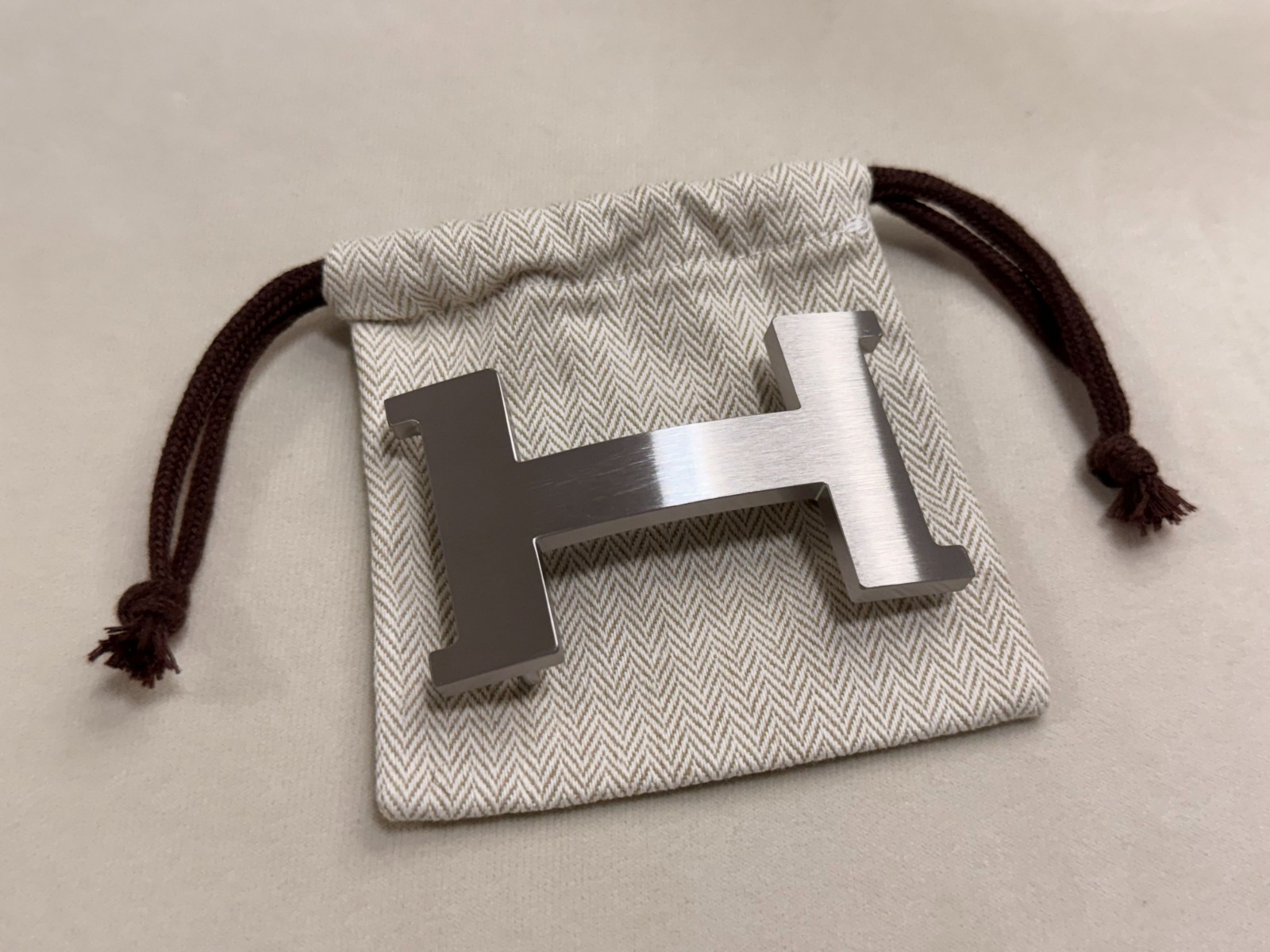 40mm Buckle Replacement supposed to 38mm Belt Buckle Brushed Gold H with Pouch