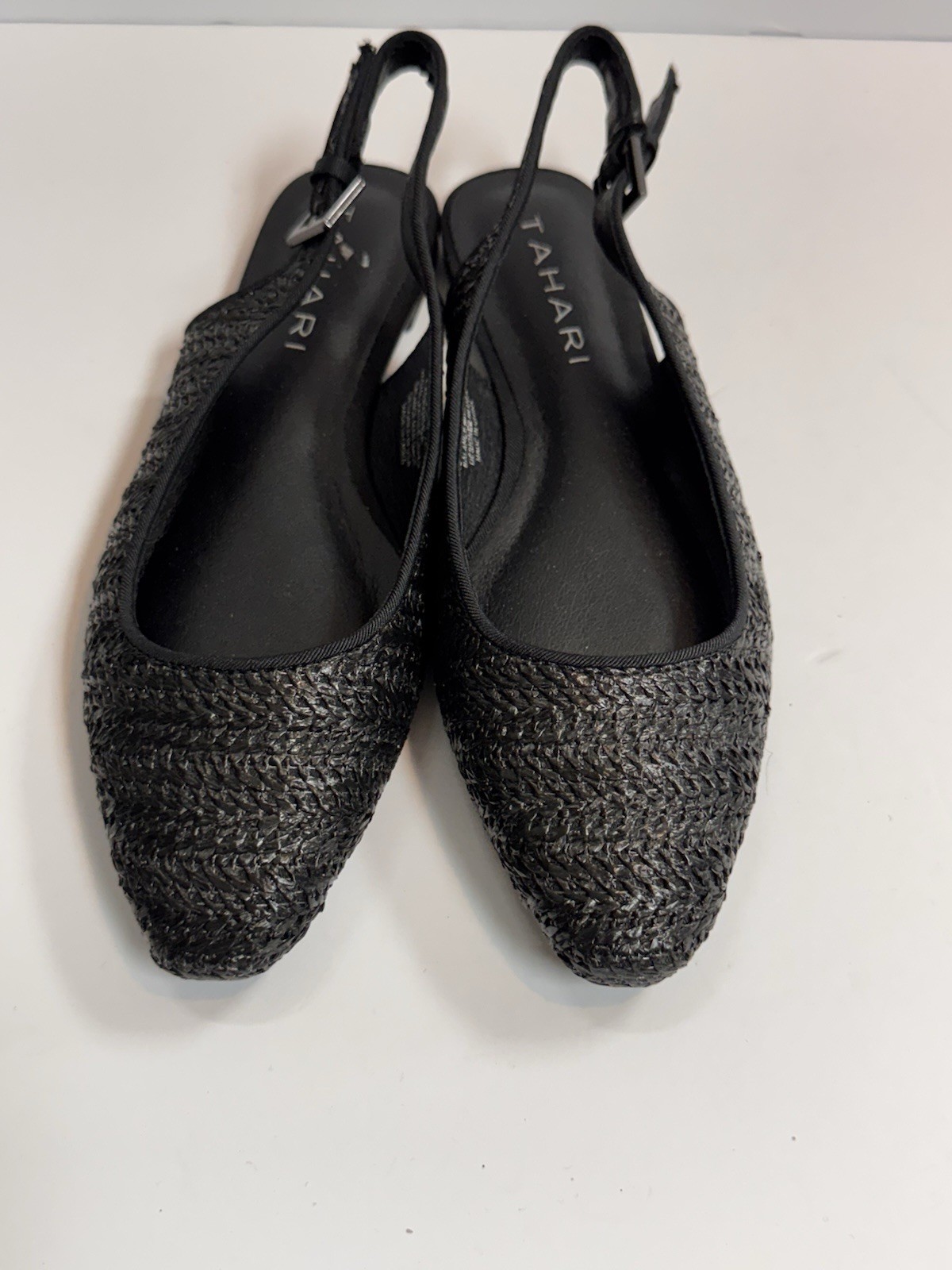 Tahari Cordova Women’s Sandals Size 7.5