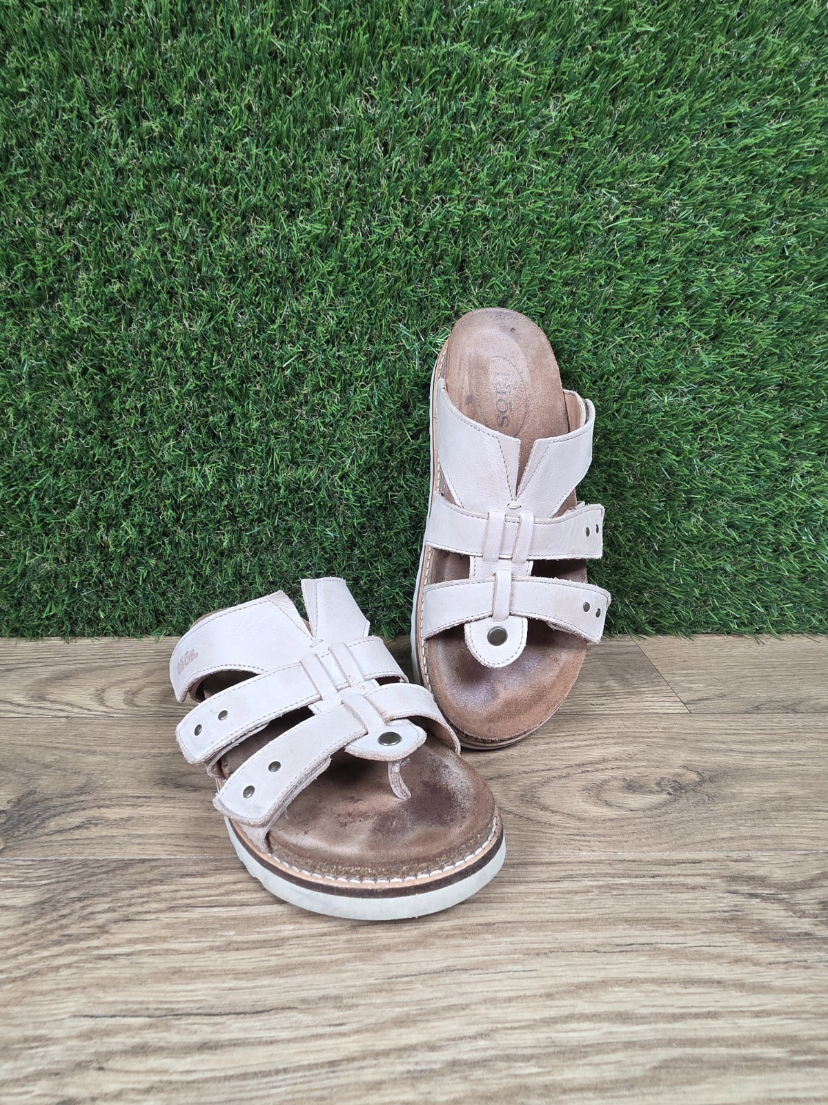 Taos Footwear Magnificient Womens Sandals Stone Beige Size 6-6.5
