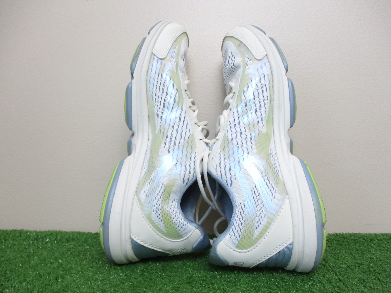 Ryka Devotion Plus 2 Shoes Womens 9.5 Medium B White Blue Grey Sneakers Running