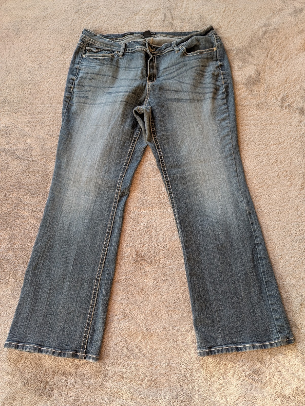 A.N.A a New Approach Jeans Women’s Size 20W Blue Boot Cut Embroidered Pockets