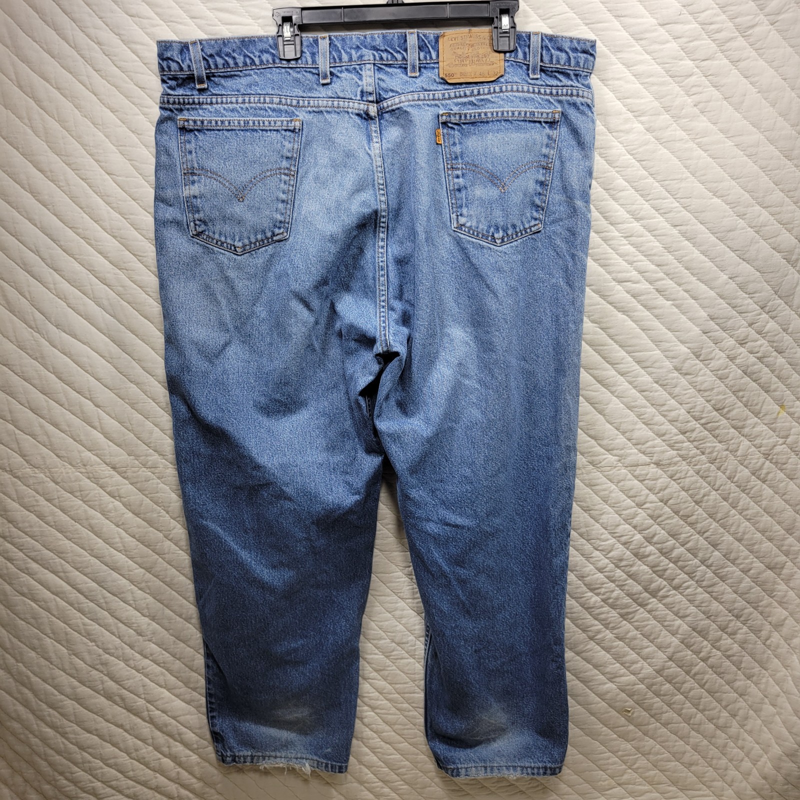 Vintage Levi’s 550 Relaxed Fit Jeans Men’s 44×29 Blue Denim Tapered Orange Tab