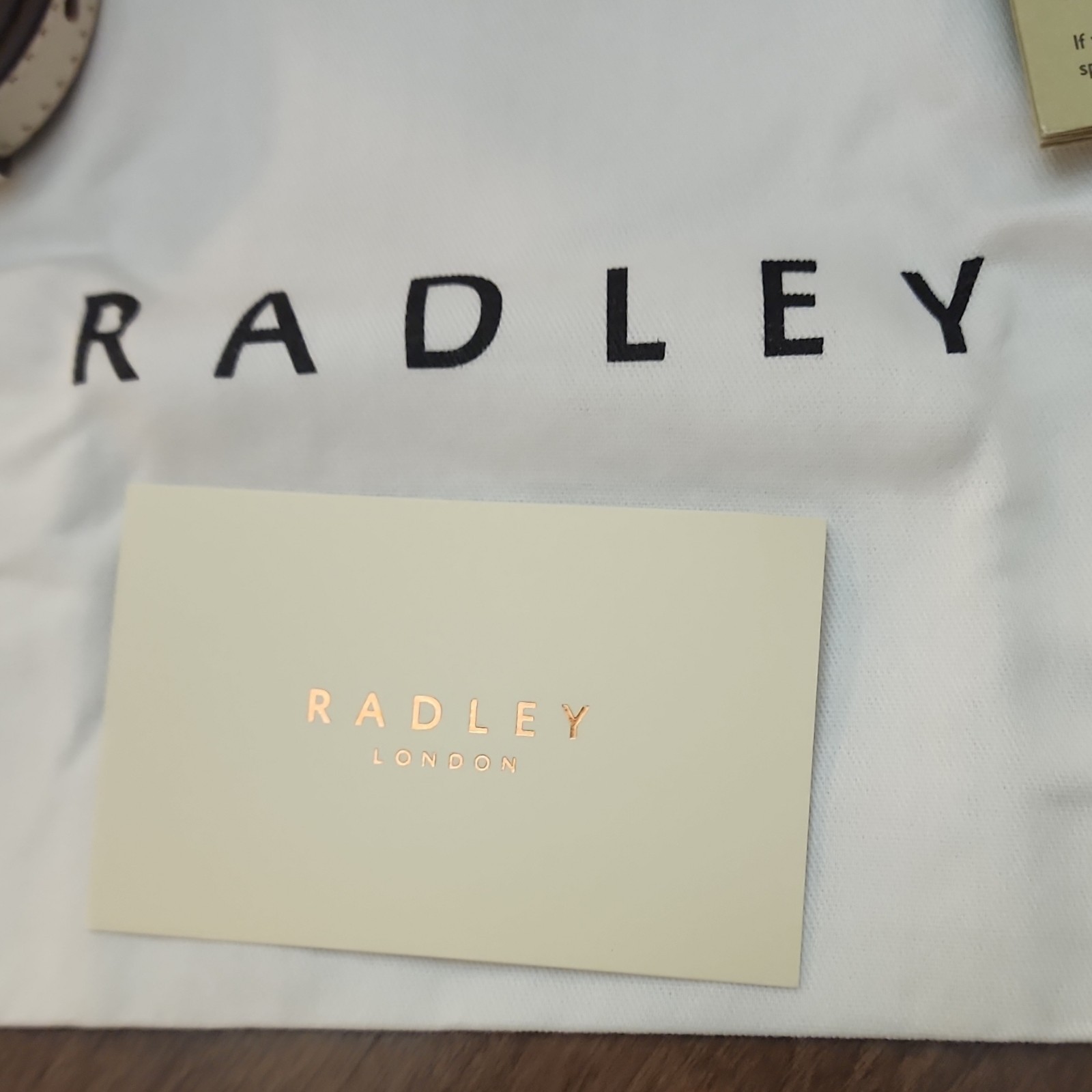 Radley London Valentines Hearts Small Zip Top Grab Satchel White Red Strap