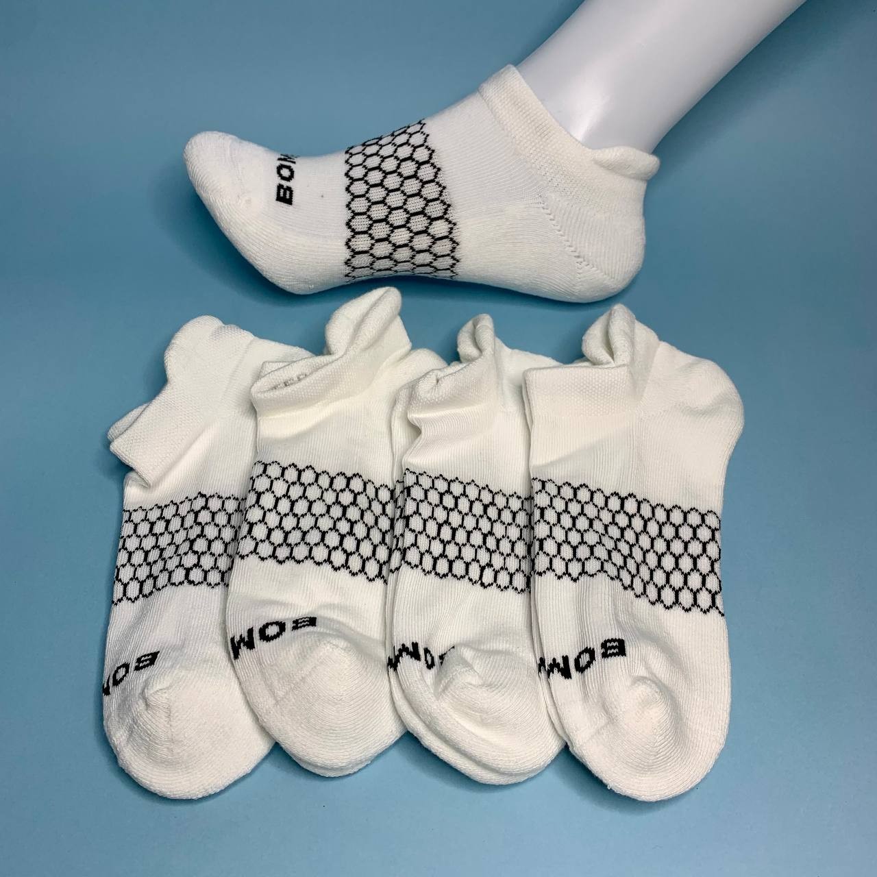 Bombas Women’s Ankle Socks 4 Pair Pack White Black Size S Small M L Multi Size