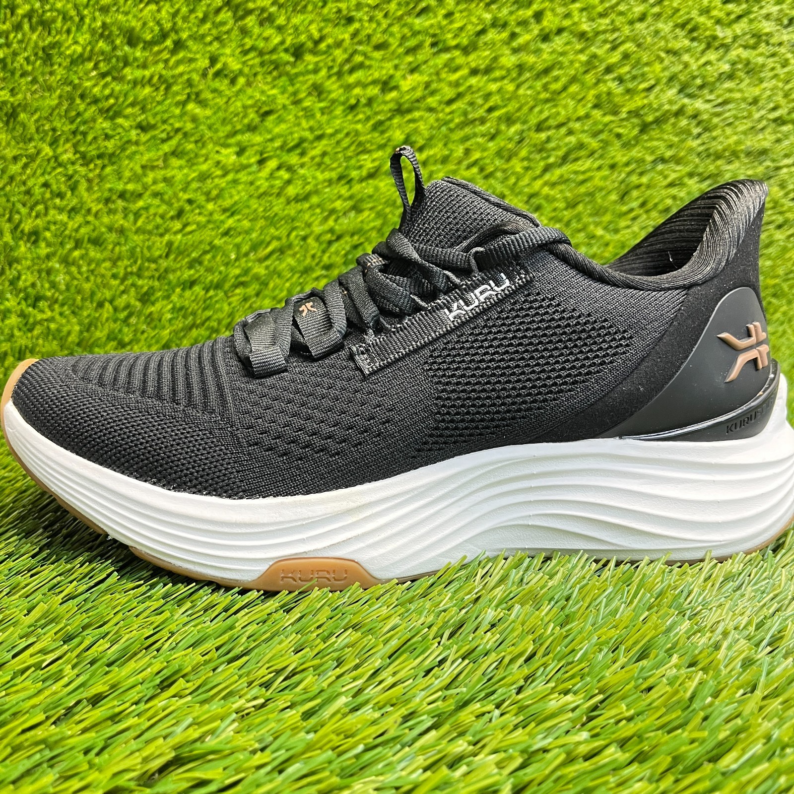 Kuru Atom 2 Womens Size 8D Black White Athletic Running Walking Shoes Sneakers