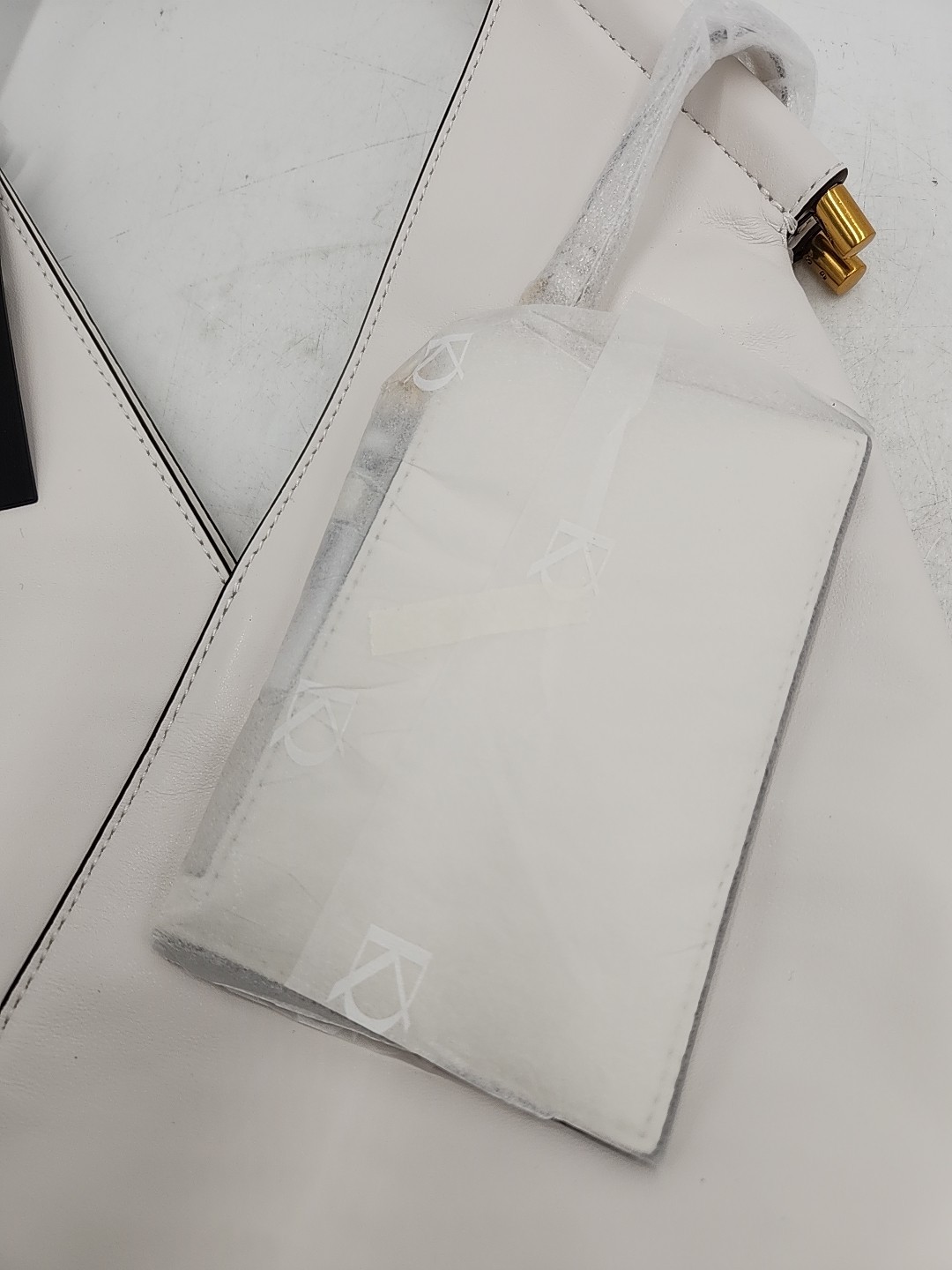 NEW Donna Karan Baldwin Mini Shoulder Bag – Brilliant White