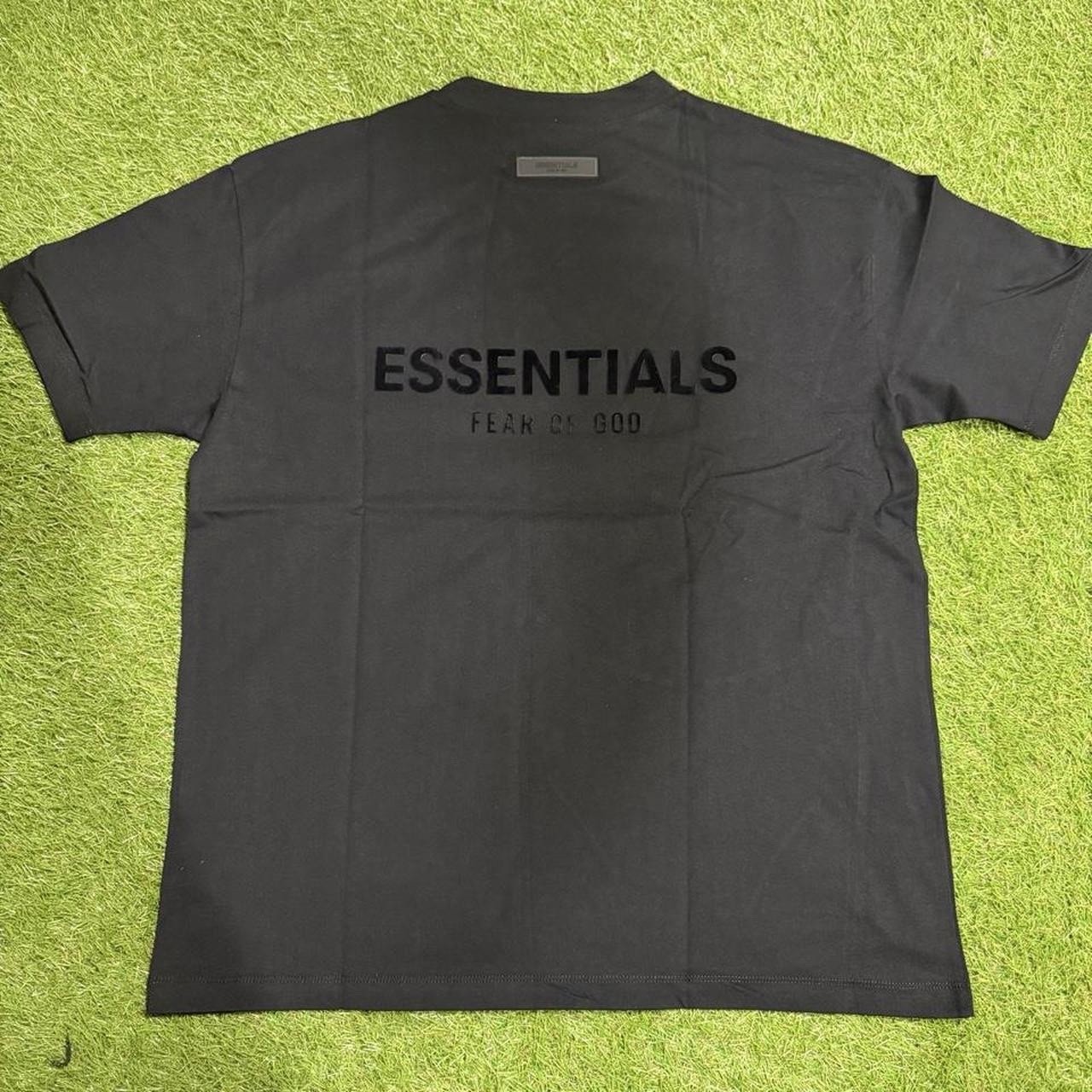 ESSENTIALS Fear of God Logo Crew Neck Short Sleeve T-Shirt Men’s M Multicolor