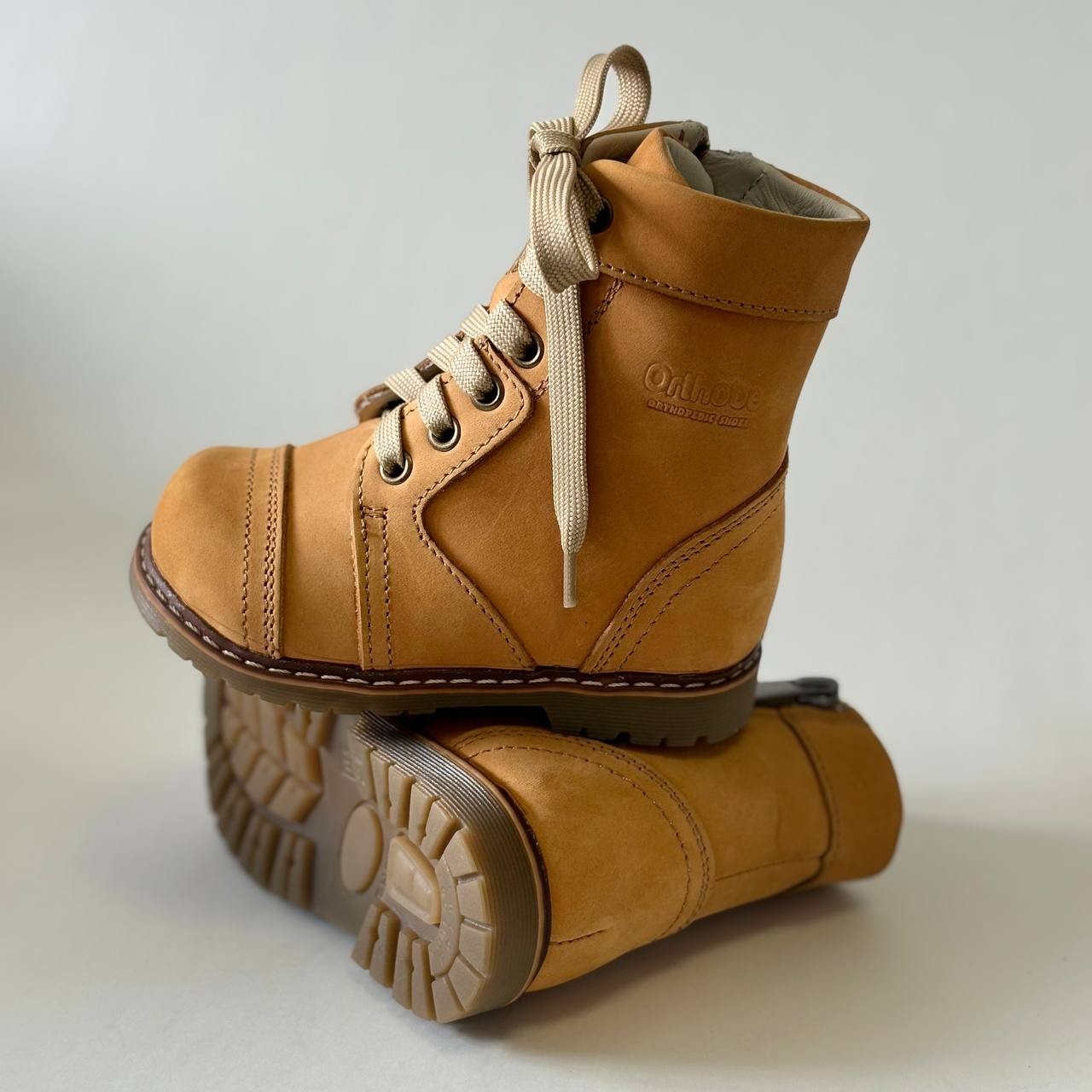 Kids Camel Yellow Nubuck Leather Boots–Size EU 23 (US 6.5 / UK 6 / AU 6.5, 15 sm