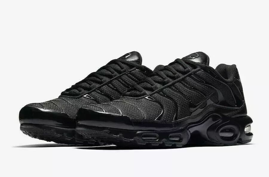 New Nike Air Max Plus TN Men’s All black Cool air cushion shoes Black