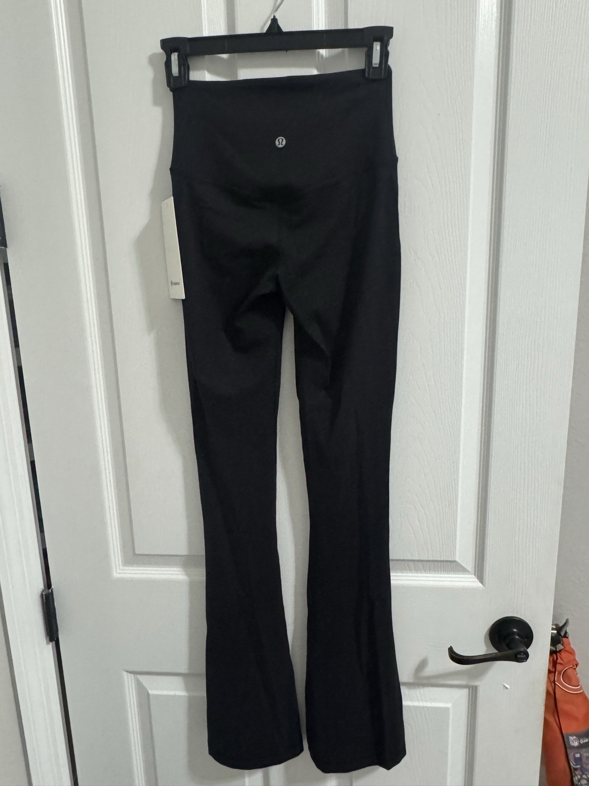 NWT Lululemon Black Align V-waist Mini Flare Leggings Women’s Sz 4