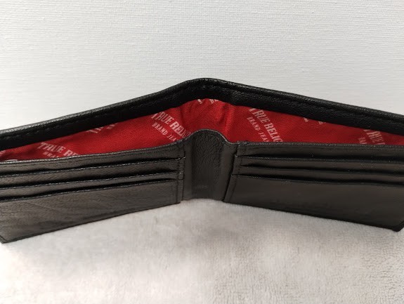 TRUE RELIGION Genuine Leather Bi-Fold BLACK, great condition