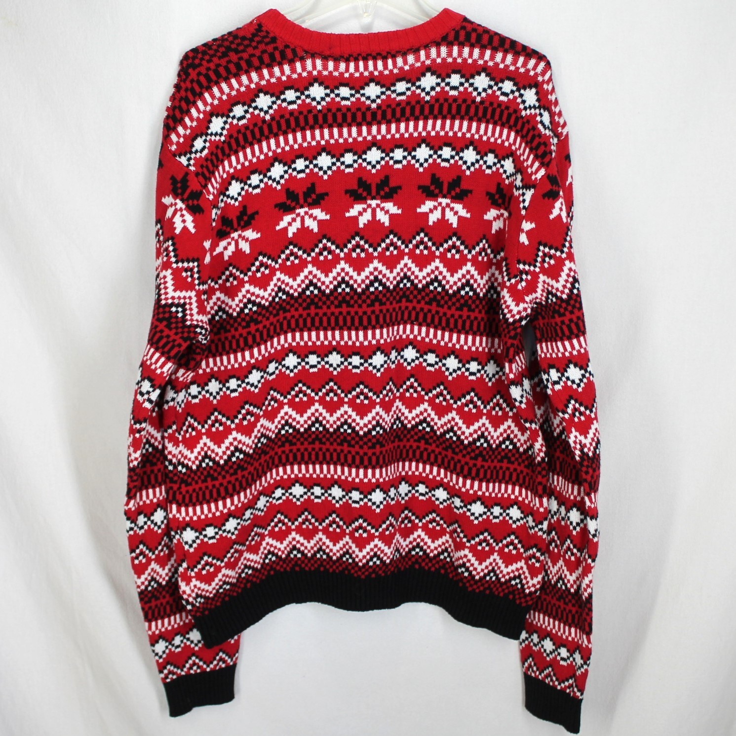 33 Degrees Boston Terrier Dog Sweater Mens L Red Black Print Christmas Holiday