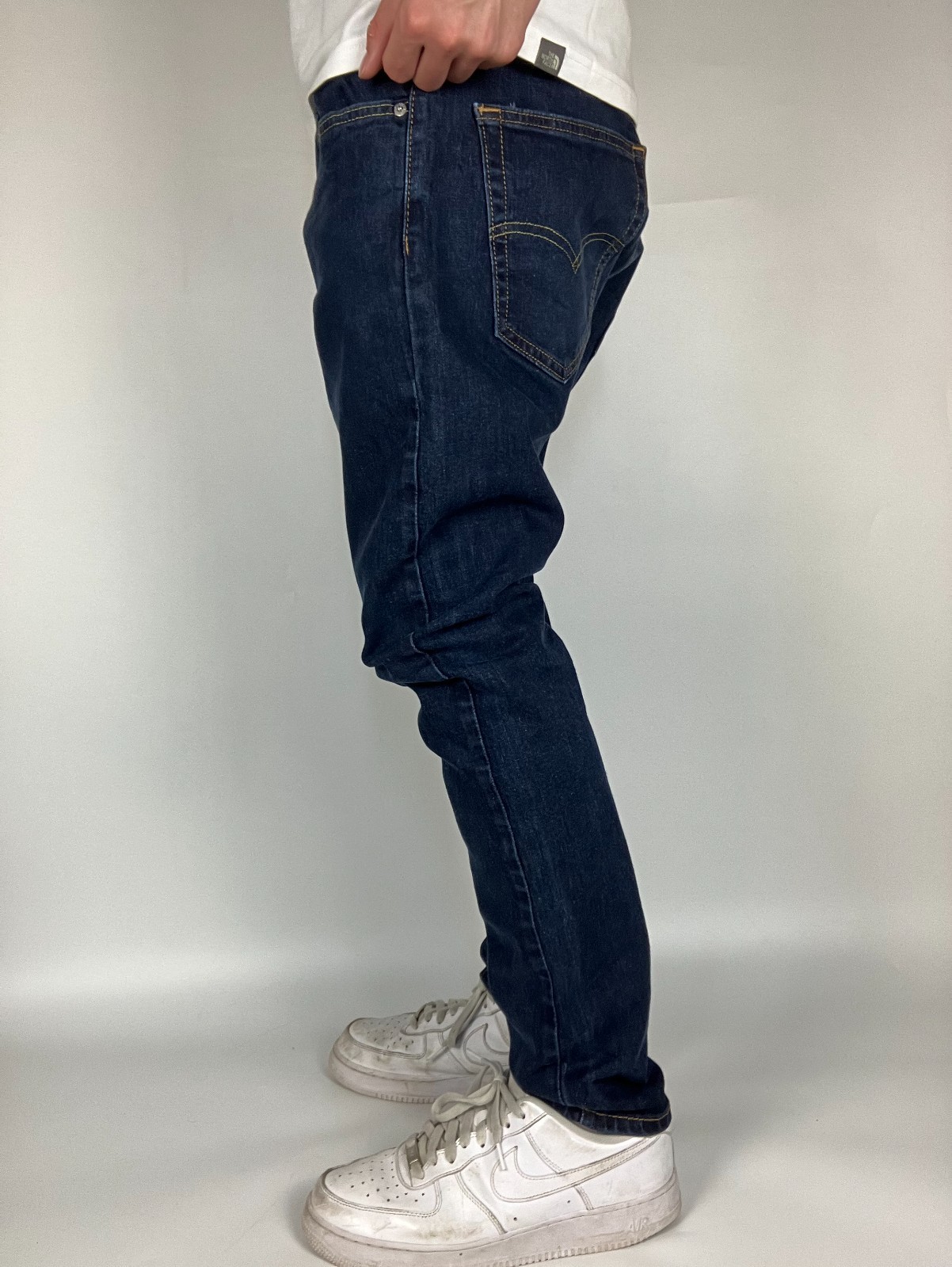 Vintage Levi’s 512 2000 Y2K Navy Blue Relaxed Fit Denim Jeans W36 L32