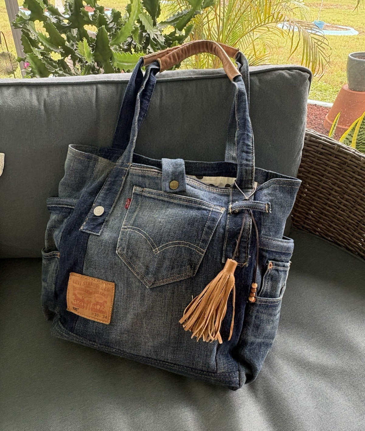Levi’s Blue Denim Tote Bag Leather Patch Tassel Charm Snap, Pockets Lined