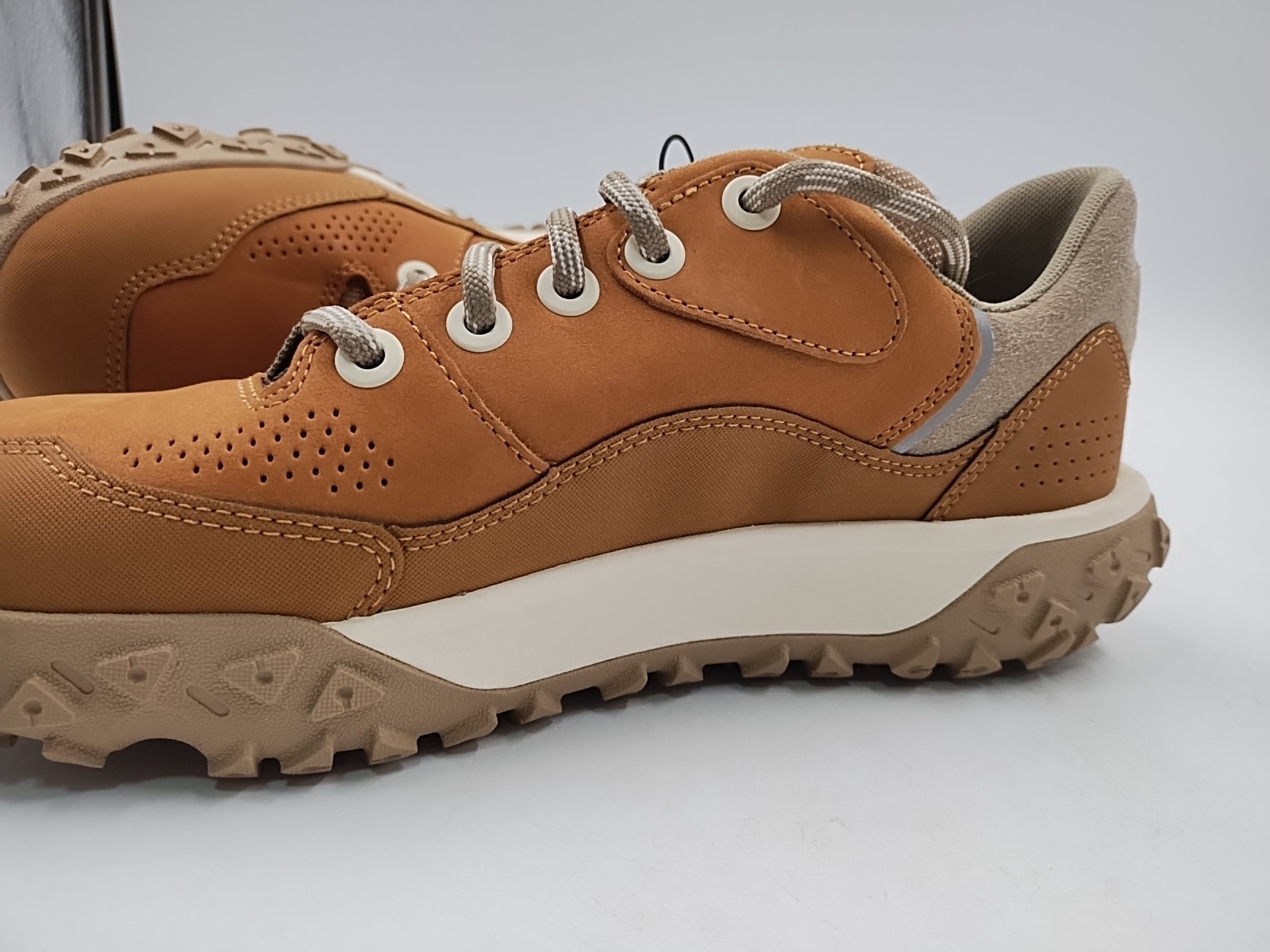 New Timberland Men’s Greenstride Motion 6 Low Hiker Size 7 (#B4-D1)