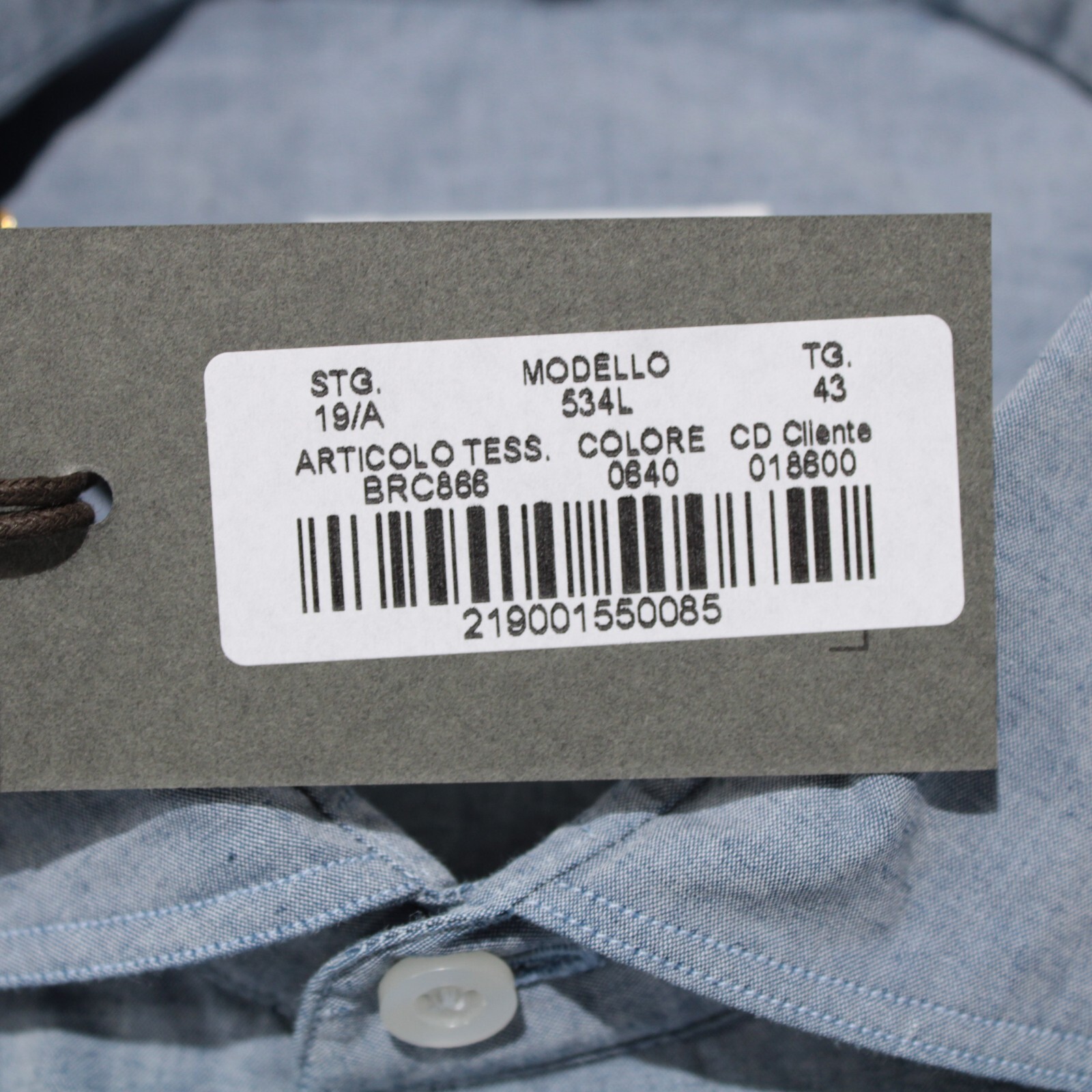 Boglioli NWT Casual Button Down Shirt Size 17 43 In Solid Blue Light Chambray