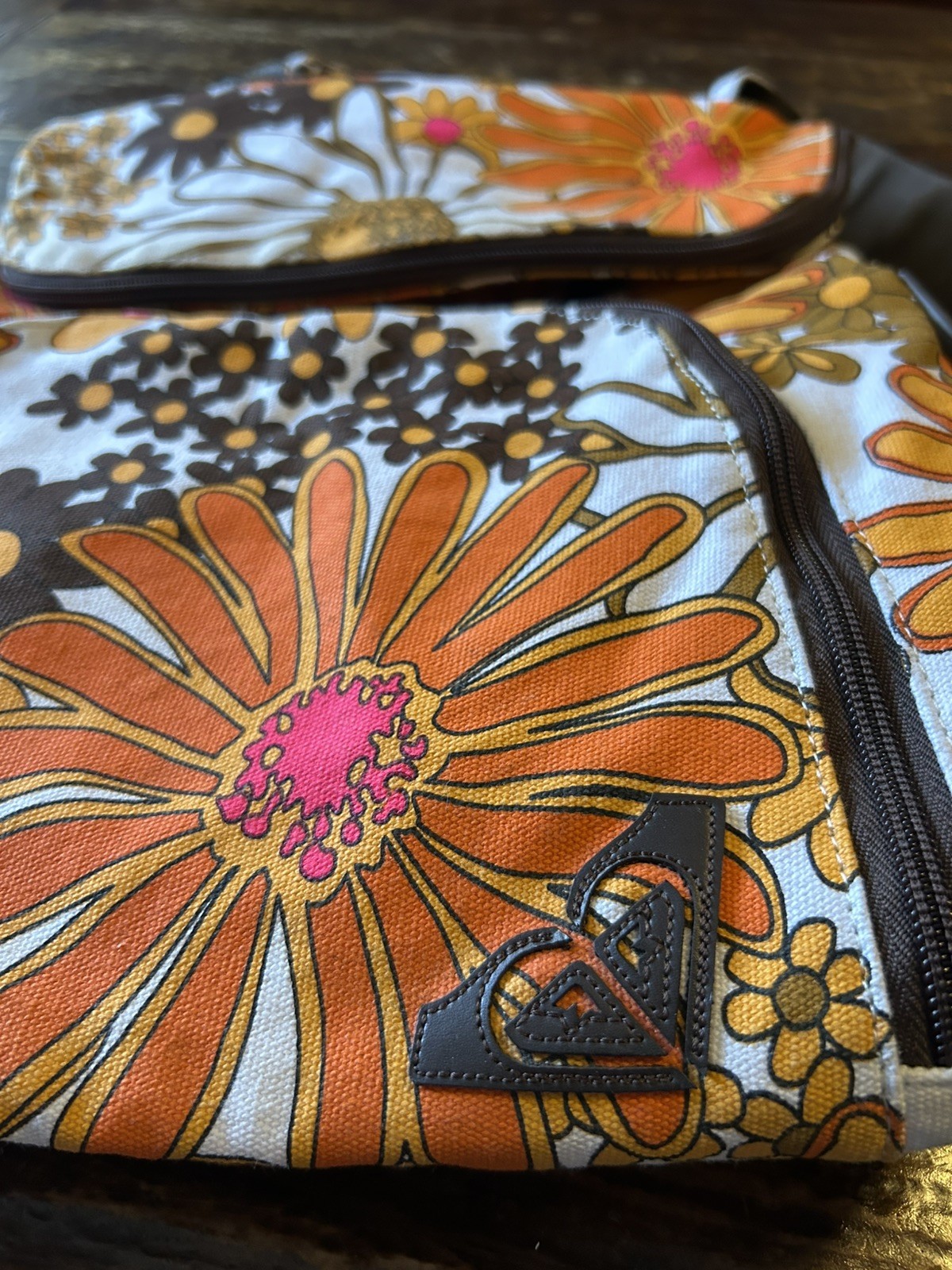 Roxy Vintage Backpack with a 70’s style.