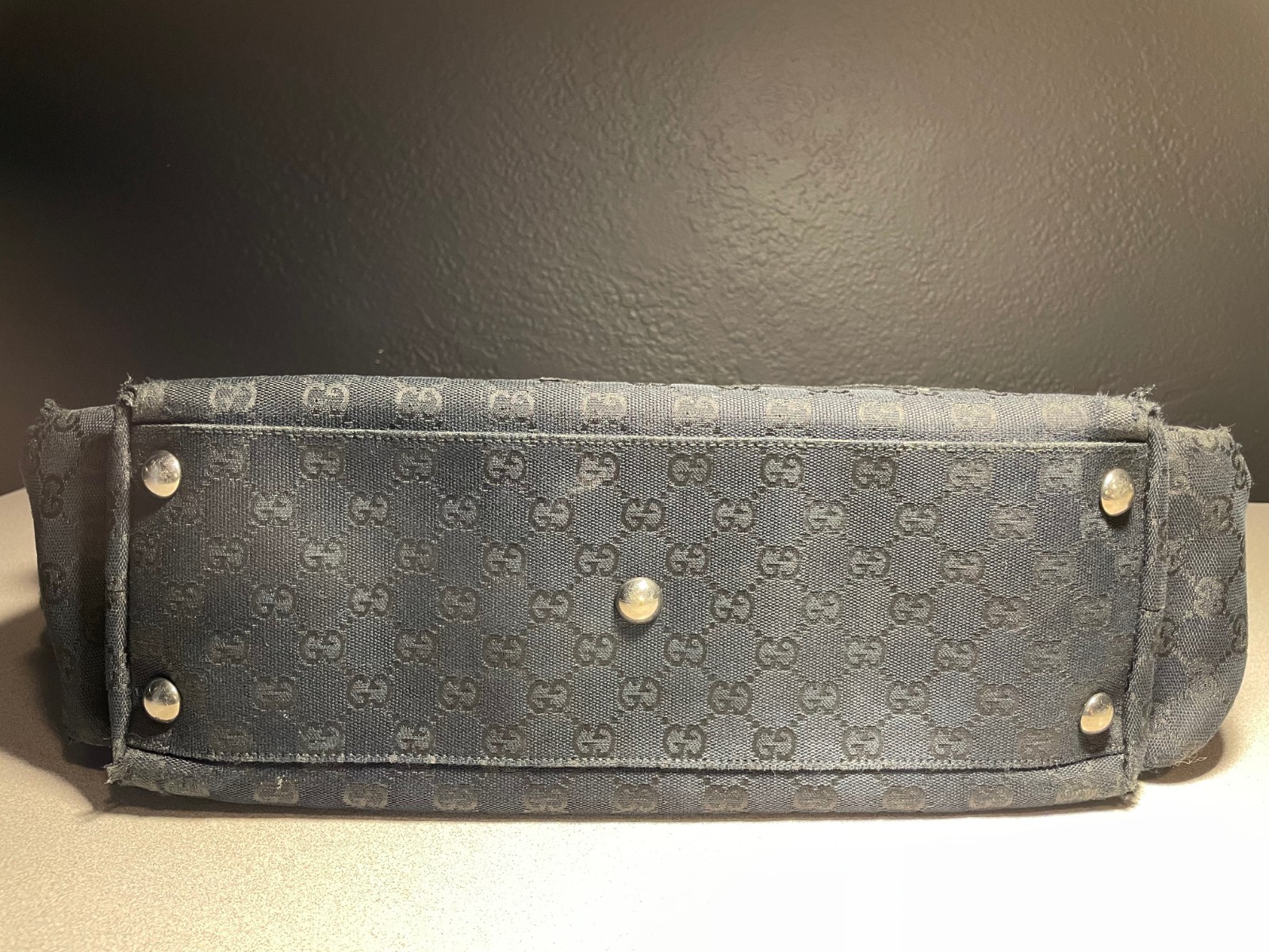 gucci GG monogram jacquard canvas diaper bag red/green strap BLACK