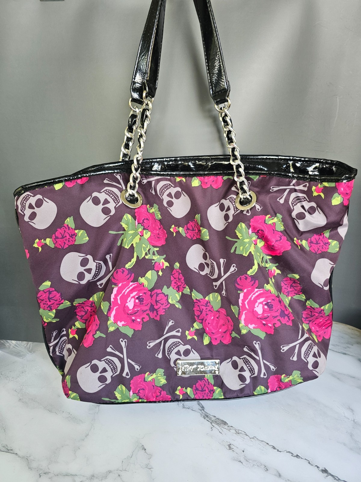 Betsey Johnson Skull Roses Print Large Tote Bag Chain Strap Purple Y2K Goth 2000