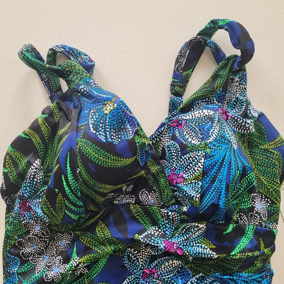 New! Slimming Tummy Control 1pc Tropical Swimsuit ~ RETAILS $70