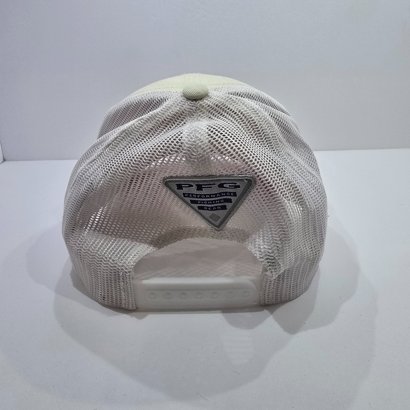 Columbia PFG Hat Cap Trucker American Flag Fishing Fish Cream Beige Snap Back
