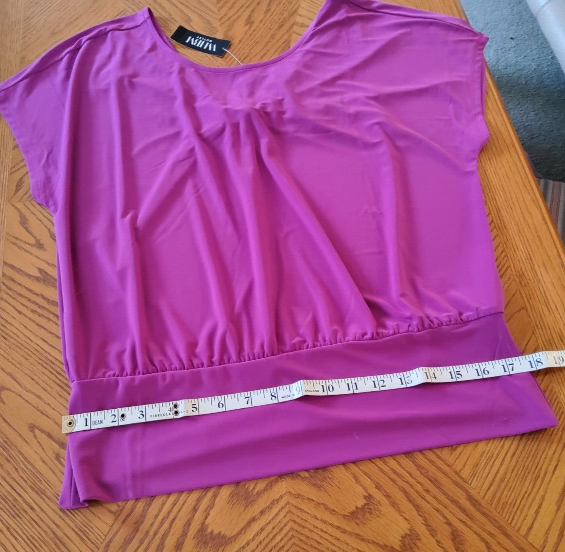 WHITE HOUSE BLACK MARKET *PARTY TIME* BANDED HEM TOP-LARGE-PINK-KNOT BACK-**NEW*