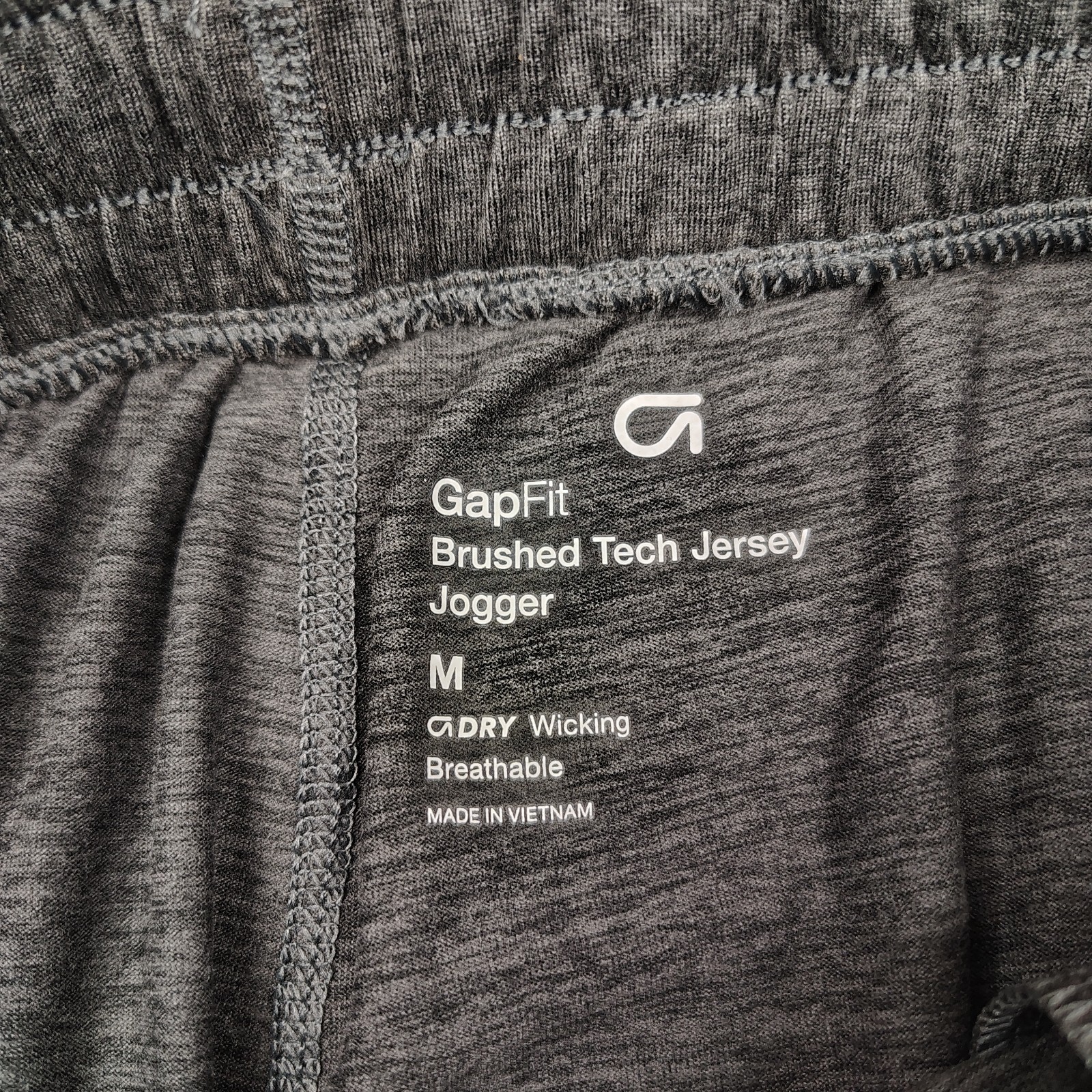 GapFit Brushed Tech Jersey Jogger Women Medium Charcoal Mid Rise Dry Wicking $60
