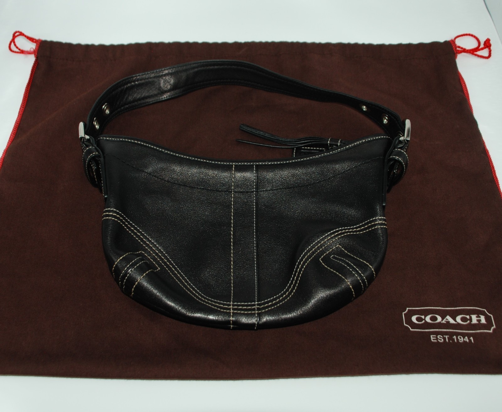 Vintage COACH Soho Y2K Small Hobo Black Leather Shoulder Bag Purse K05X-8A01