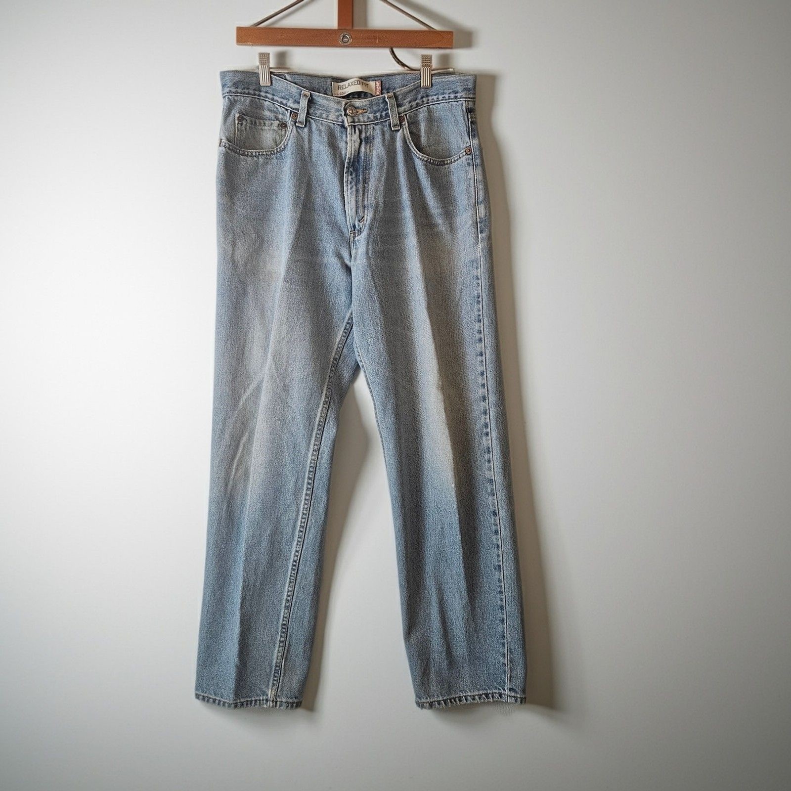 VTG Y2K Levi’s 550 Relaxed Fit 2006 Light Wash Jeans 32X30