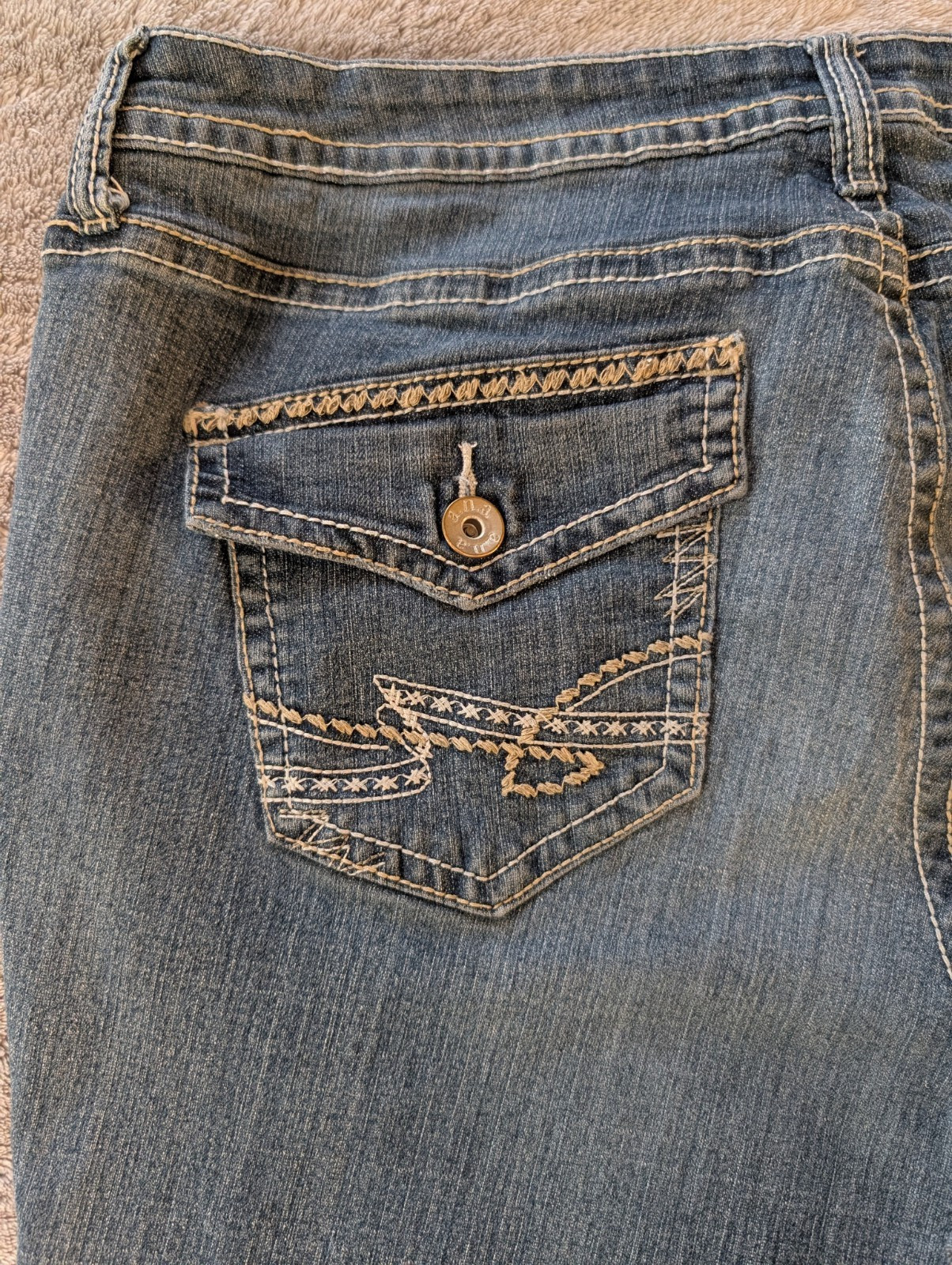 A.N.A a New Approach Jeans Women’s Size 20W Blue Boot Cut Embroidered Pockets