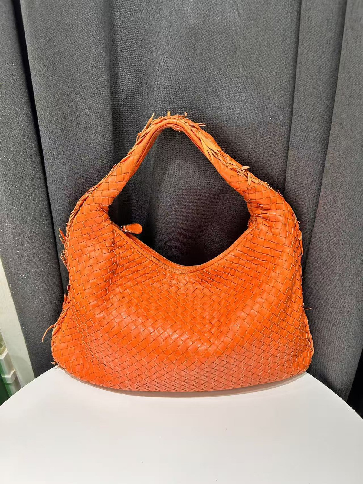 Authentic Bottega Veneta Handbag Hobo Orange Intrecciato Woven Leather Italy