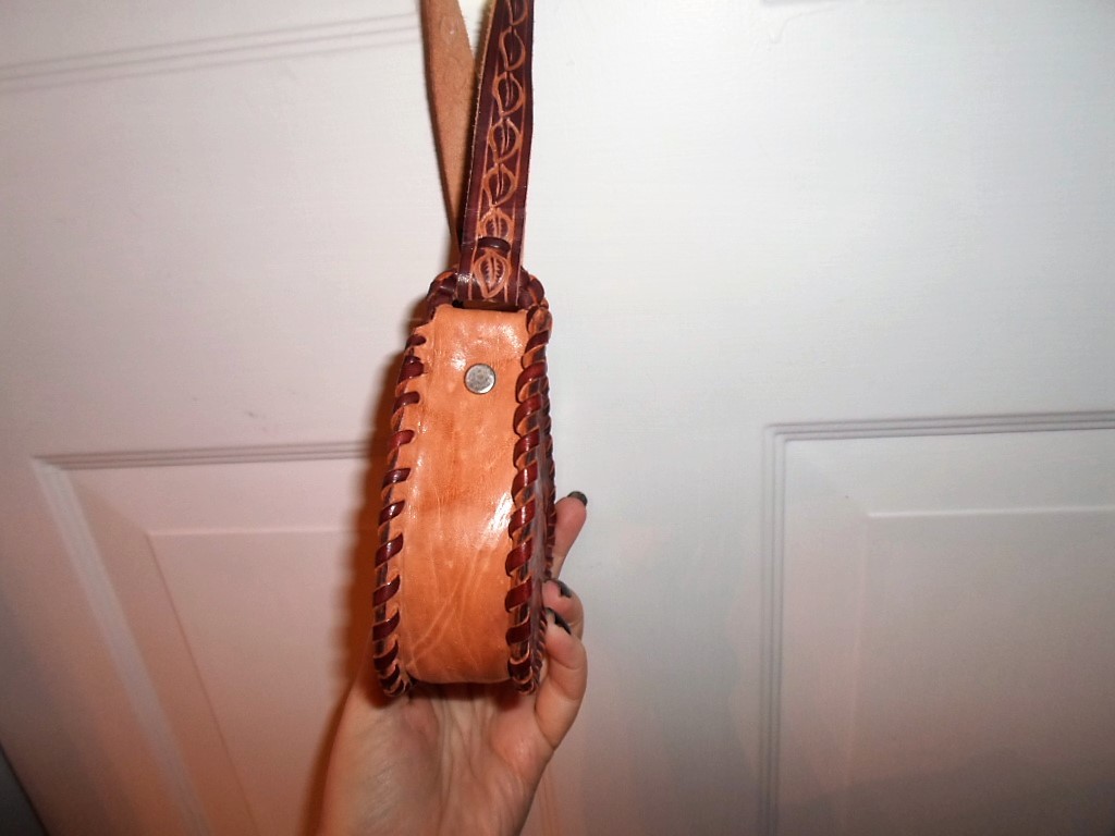 Child’s Leather Tooled Handbag Purse – 6″ wide x 3-3/4″ tall Whip Stitch Boho