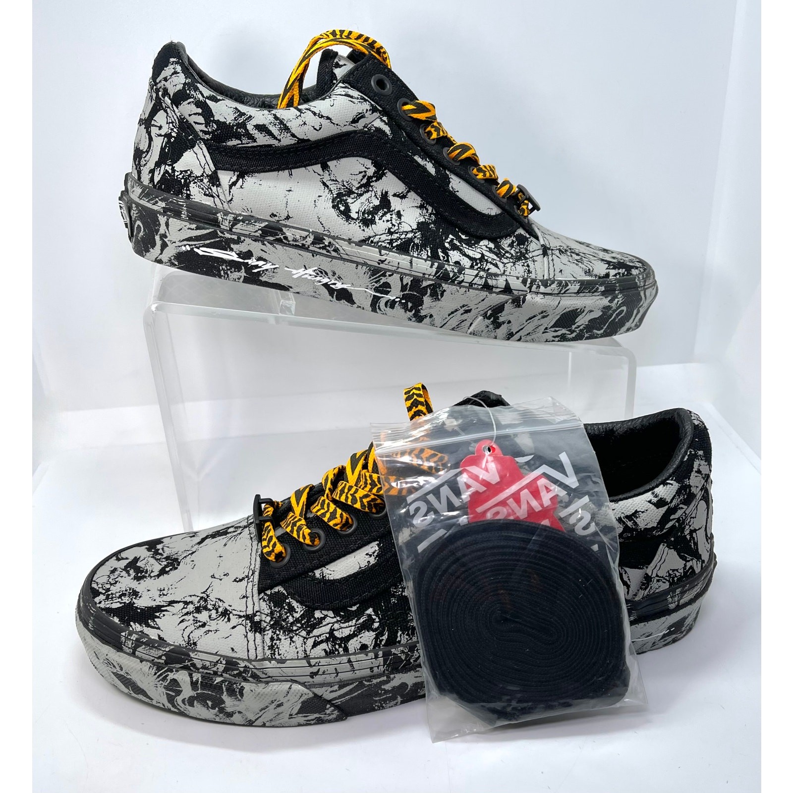 Vans HuaTunan Year of the Tiger Old Skool Black Sneakers Men 6.5 Women 8