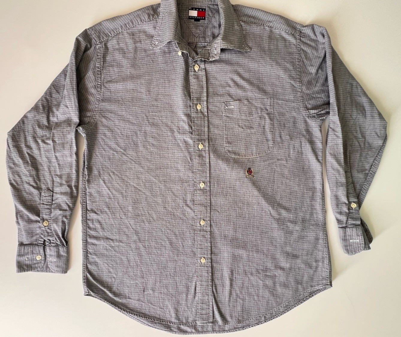 Tommy Hilfiger Button Up Shirt Men’s Large White with Blue Houndstooth Pattern