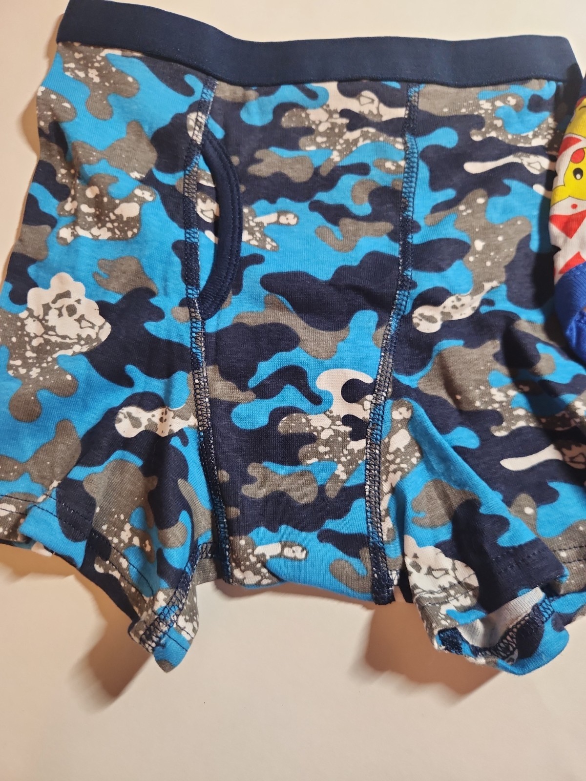 Wonder Nation. 5 Pairs Brand New Boys Boxer Briefs. Plus 3 Bonus Briefs. Size 8