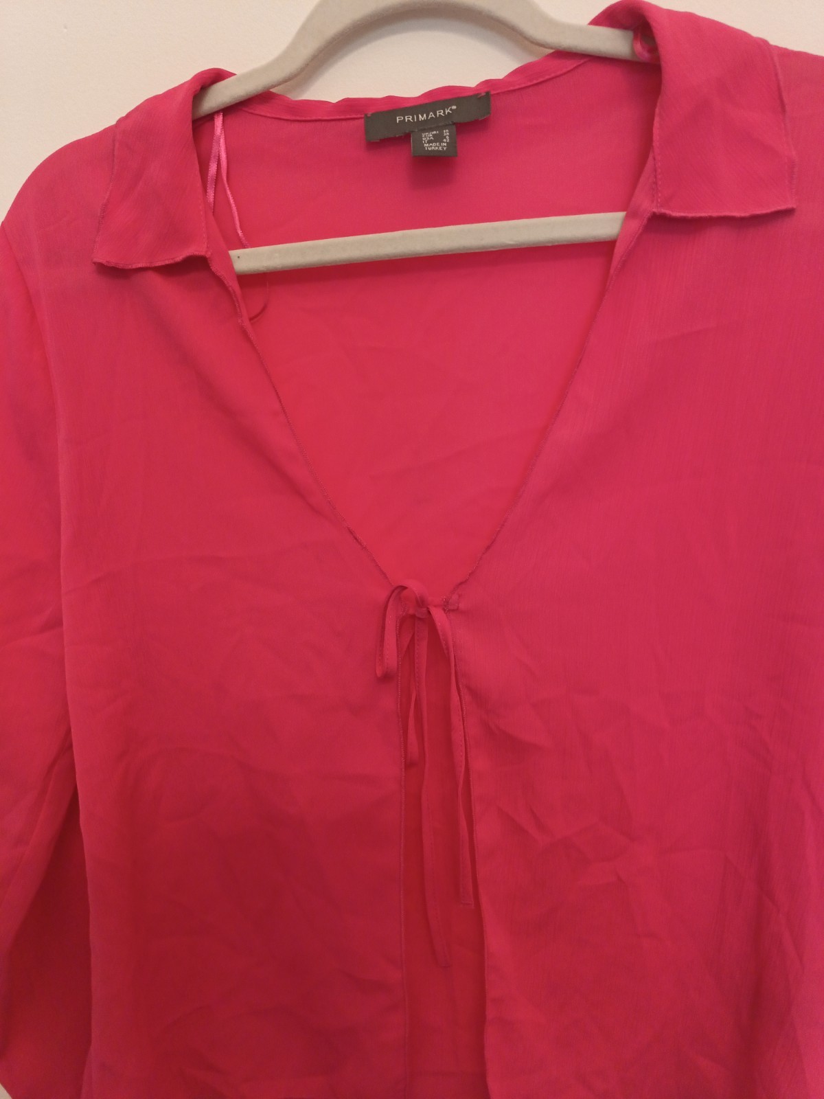 BNWOT Hot Pink Chiffon Blouse Long Sleeve Size 10 Tie Front Lightweight Holiday