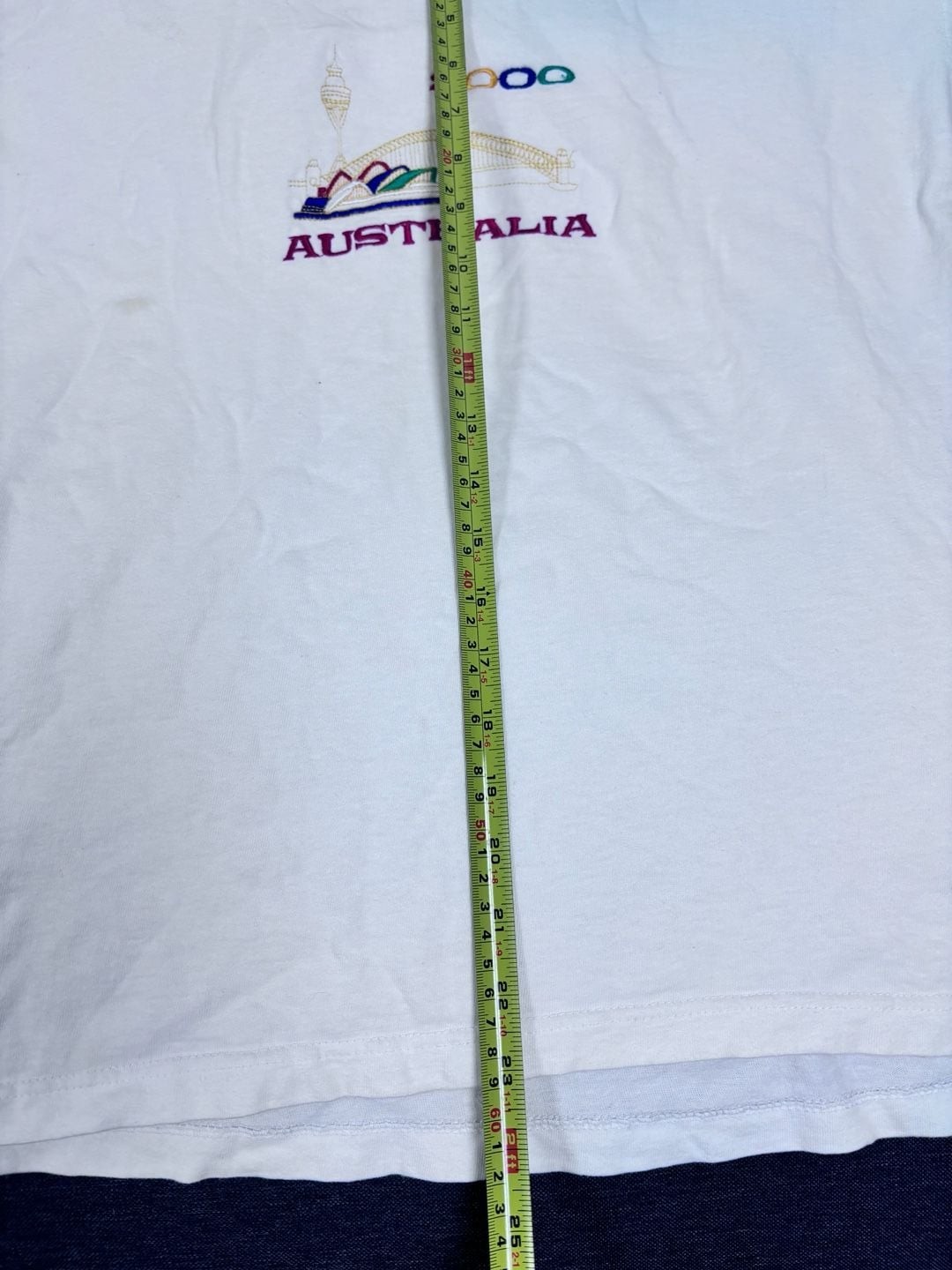 Vintage 2000 Australia Sydney Olympics Embroidered White T-Shirt