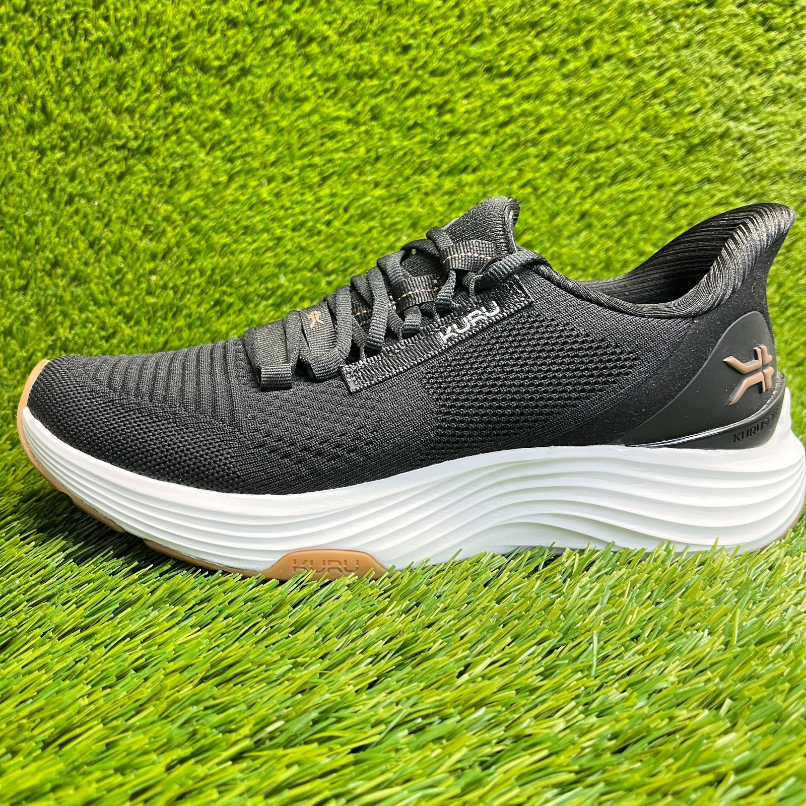Kuru Atom 2 Womens Size 9.5 Black White Athletic Running Walking Shoes Sneakers