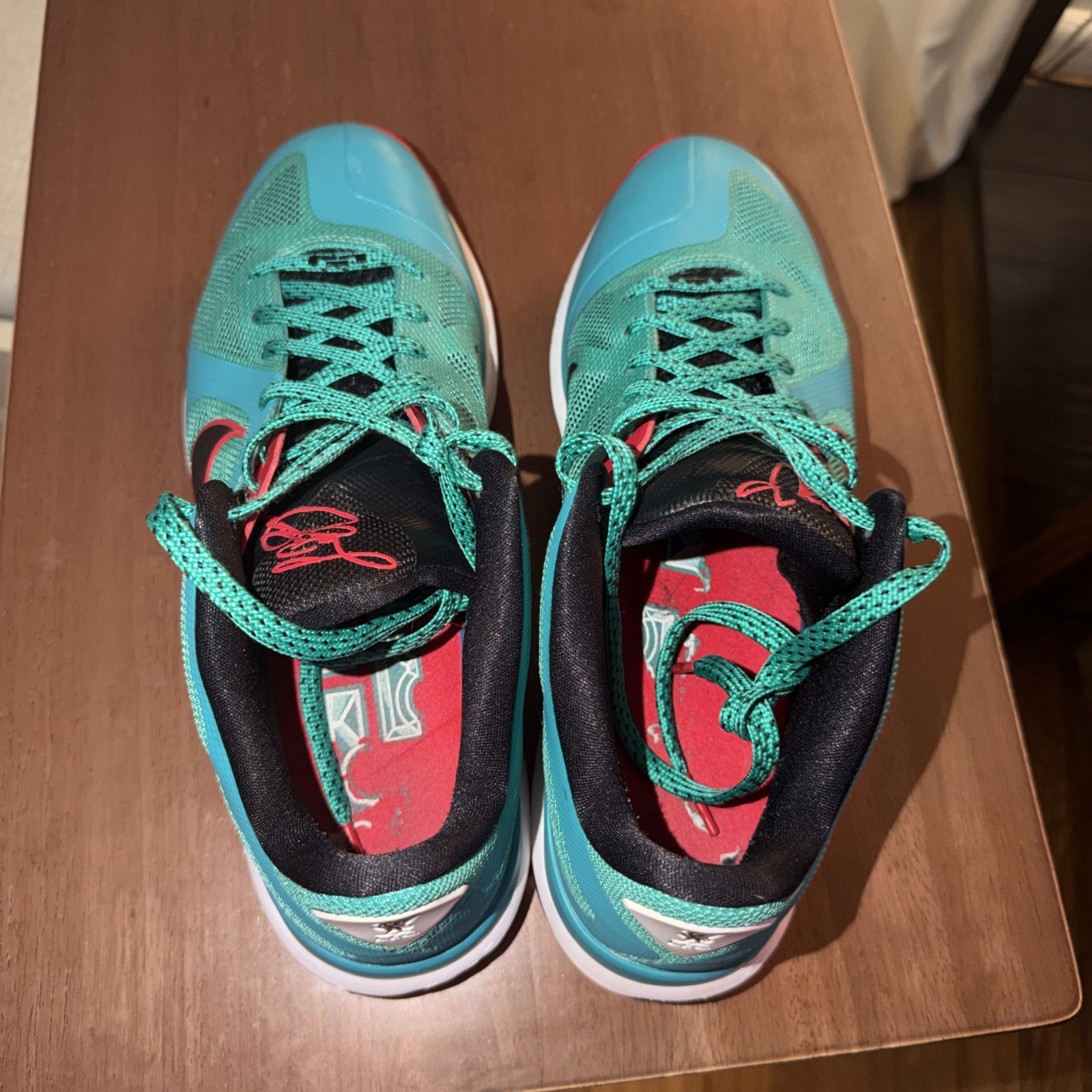 Nike LeBron IX 9 Men’s Size 11 Pre-owned Good Condition