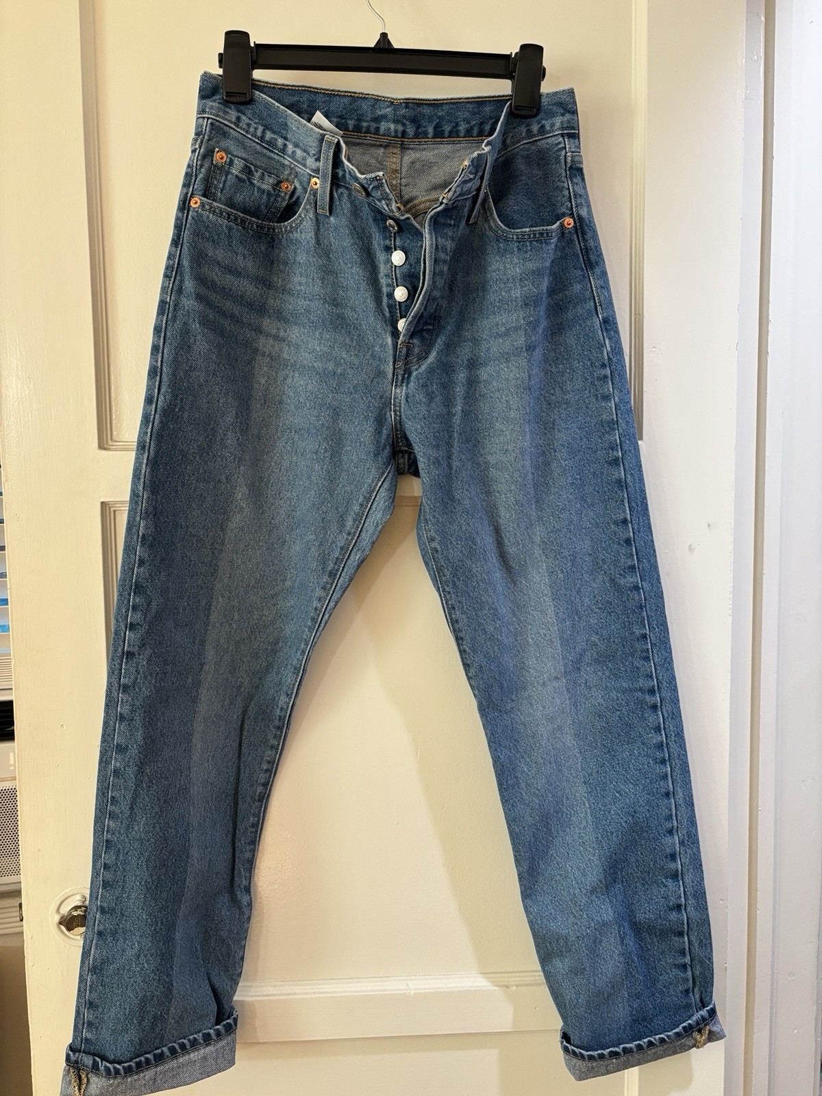 Levi’s Men’s Blue Medium Wash Straight Fit Button Fly 5-Pocket Jeans