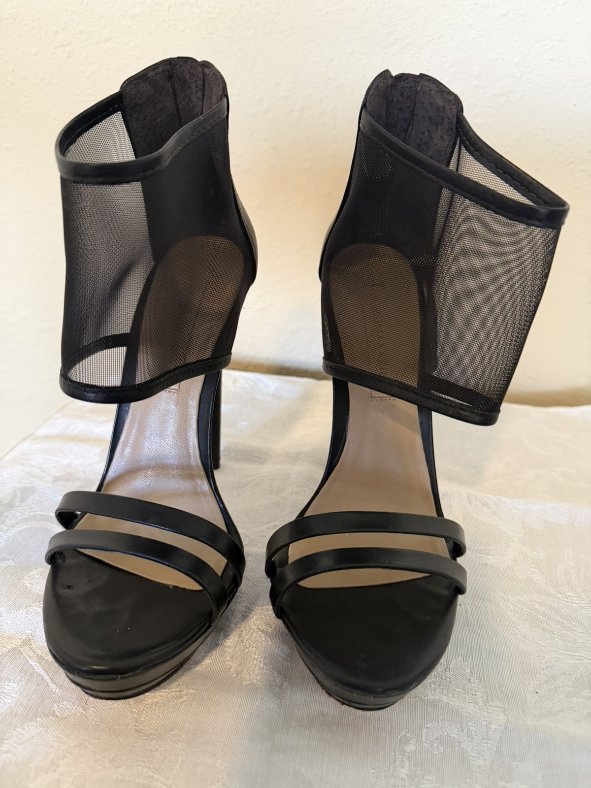 BCBGMaxAzria Black Leather Mesh Platform Heel Sandals 6.5M
